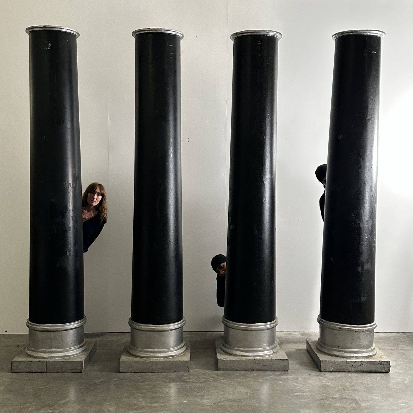 objet-vagabond-fiberglass-columns0005