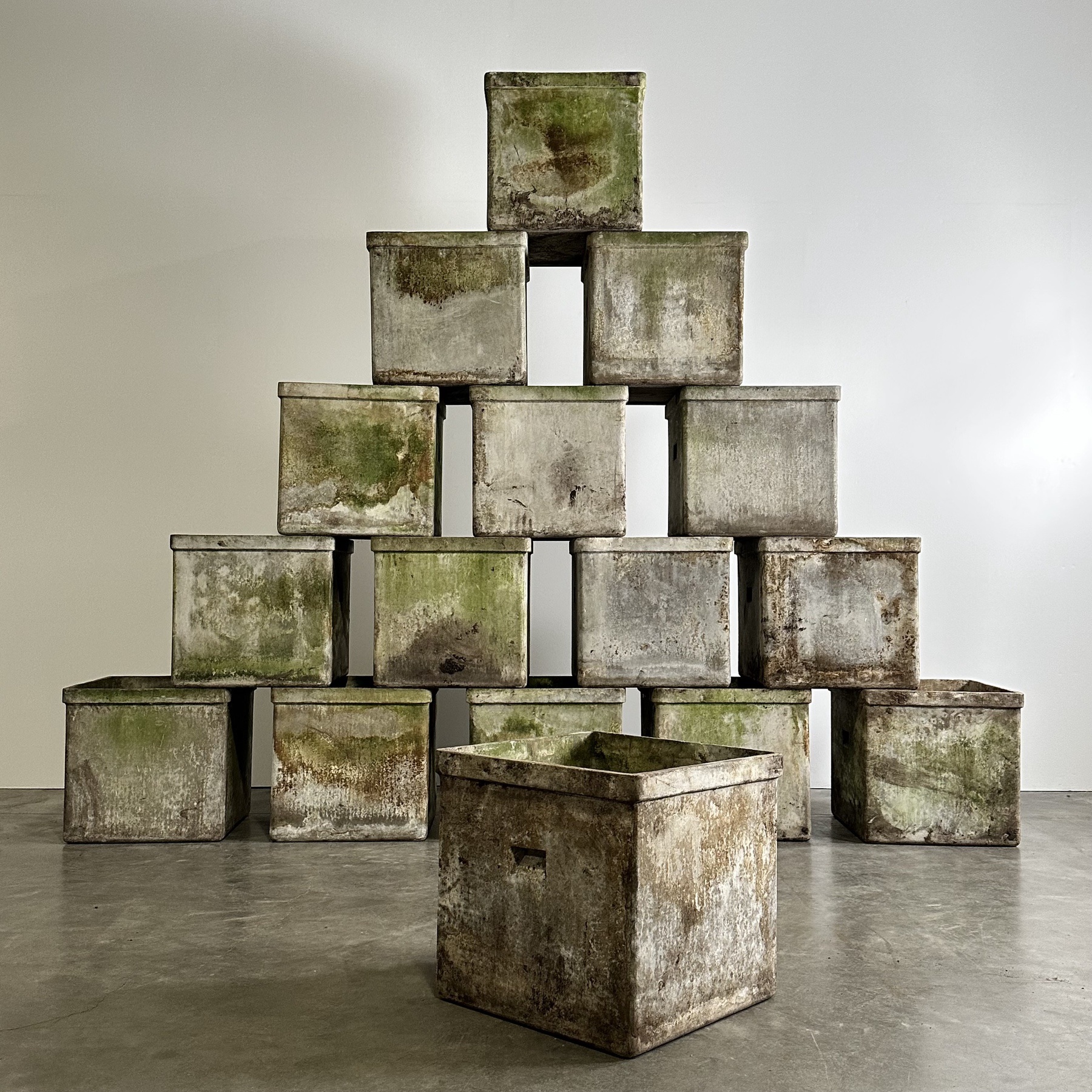 objet-vagabond-guhl-planters0003