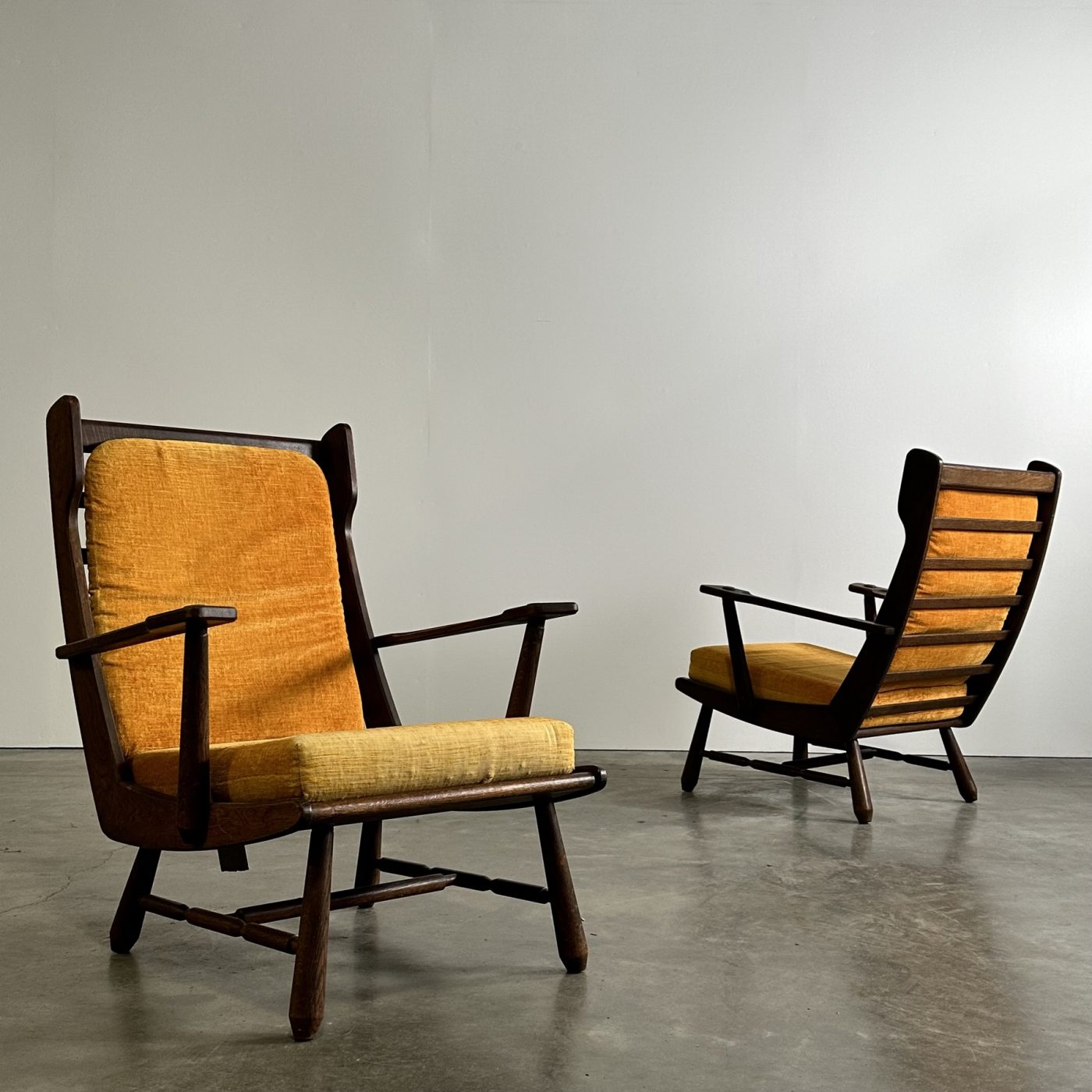 objet-vagabond-midcentury-armchairs0000