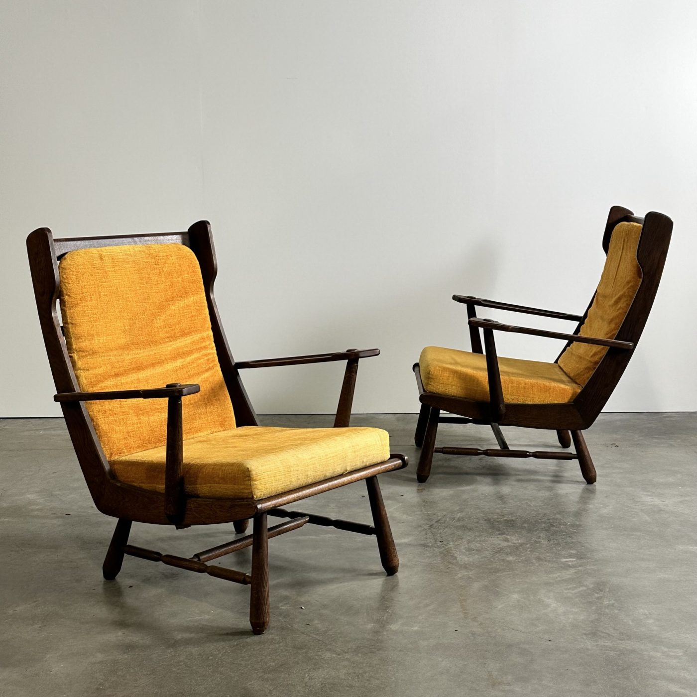 objet-vagabond-midcentury-armchairs0001
