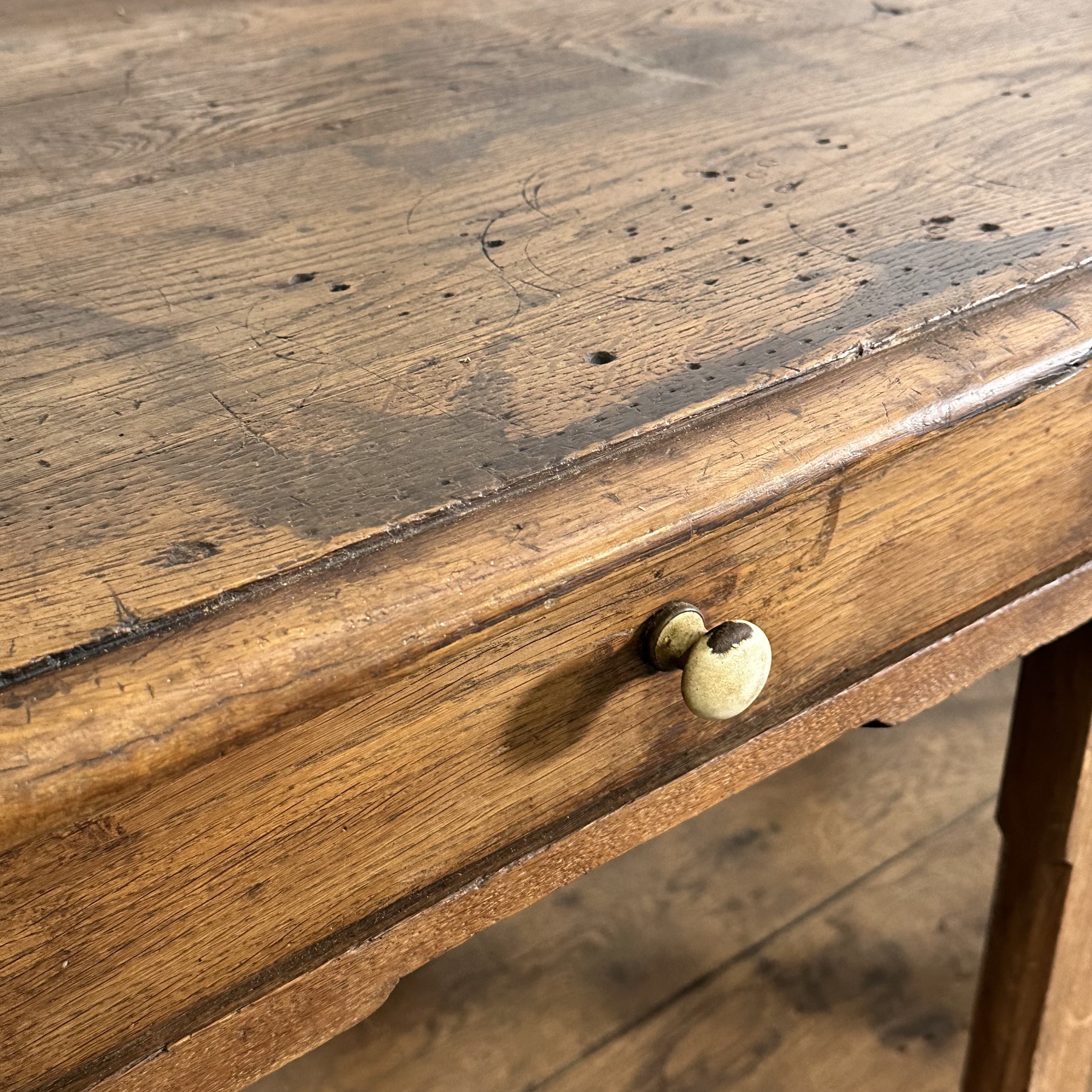 objet-vagabond-oak-counter0007
