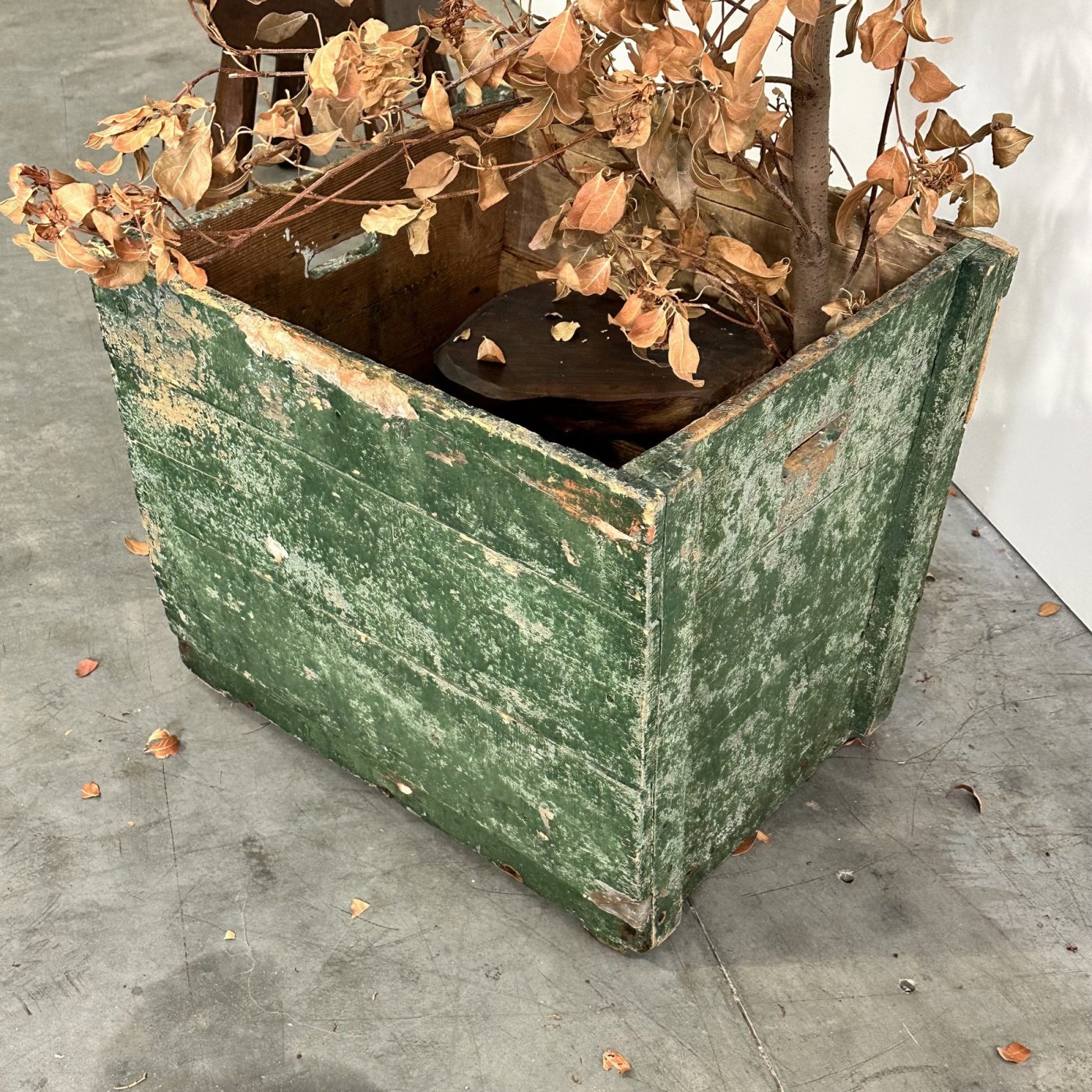 objet-vagabond-painted-planters0001