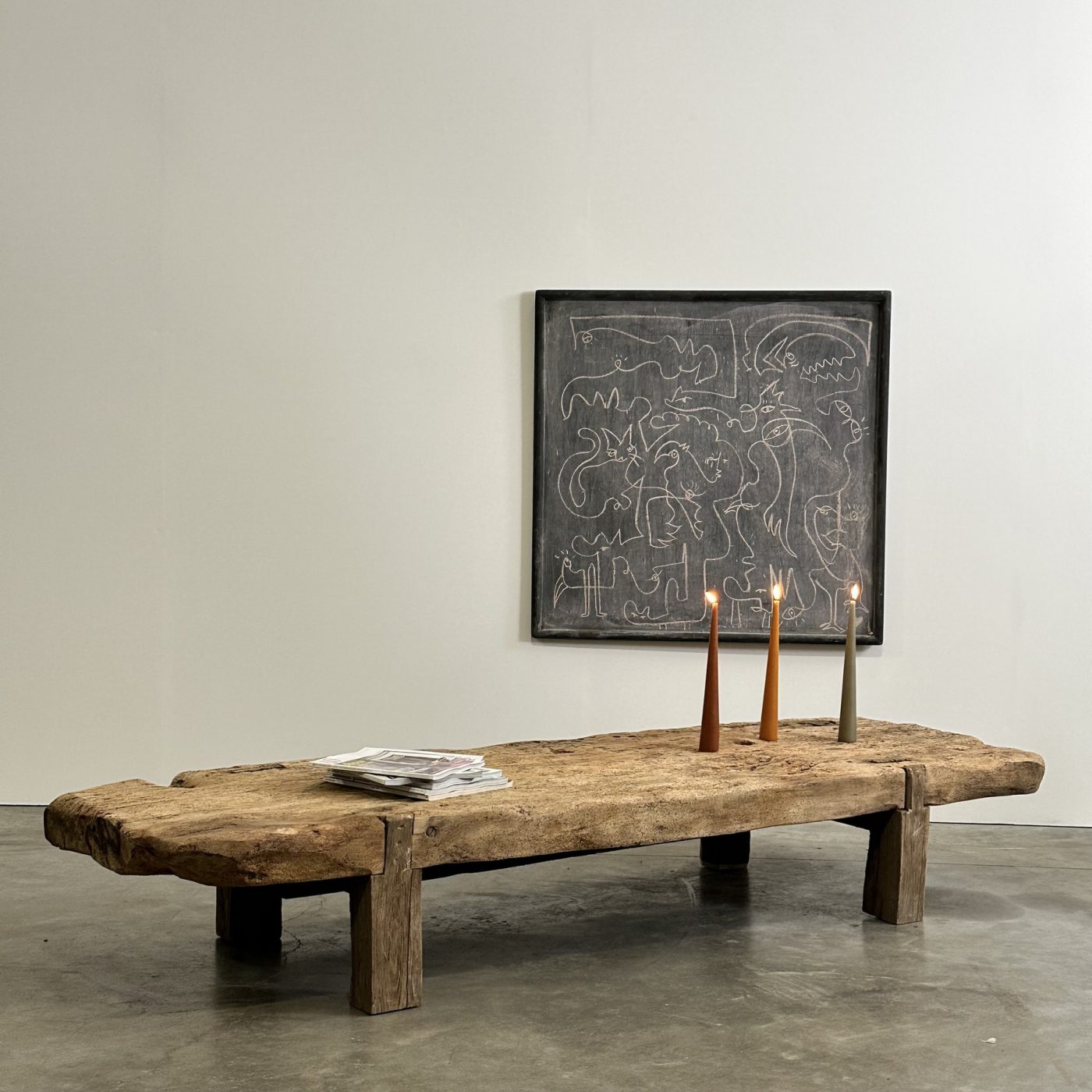 objet-vagabond-pmassive-coffeetable0000