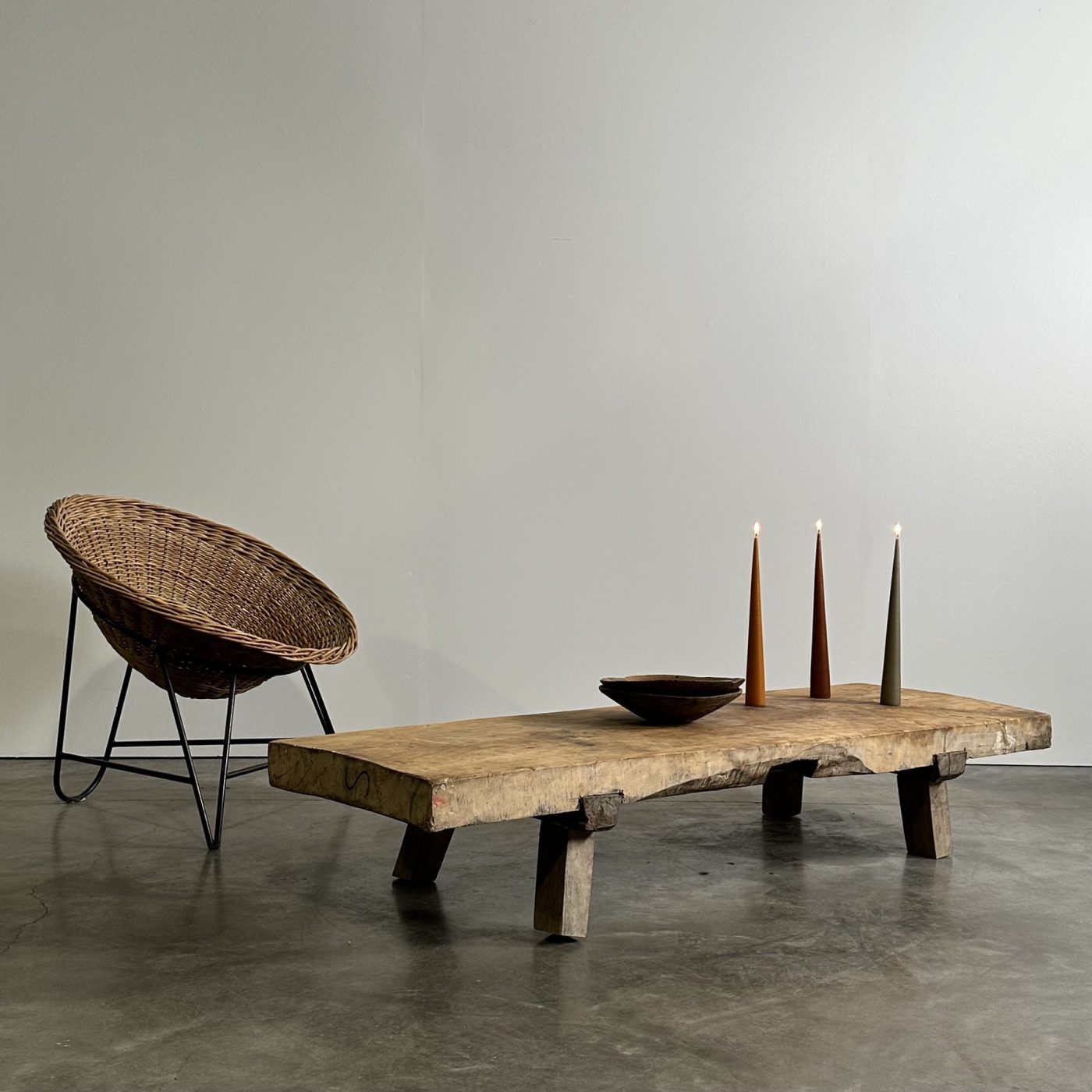 objet-vagabond-primitive-lowtable0007