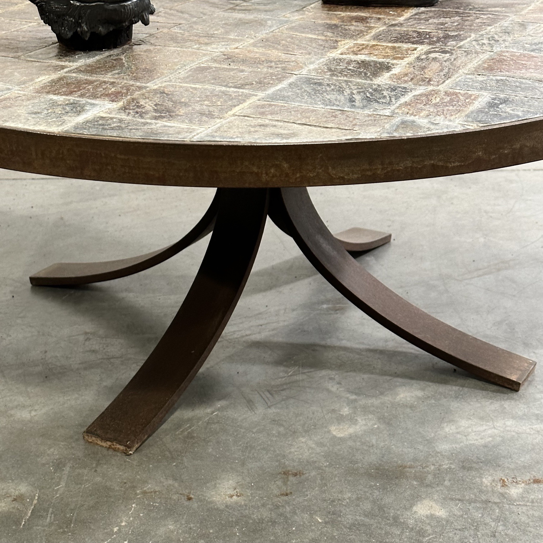 objet-vagabond-slate-coffeetable0003