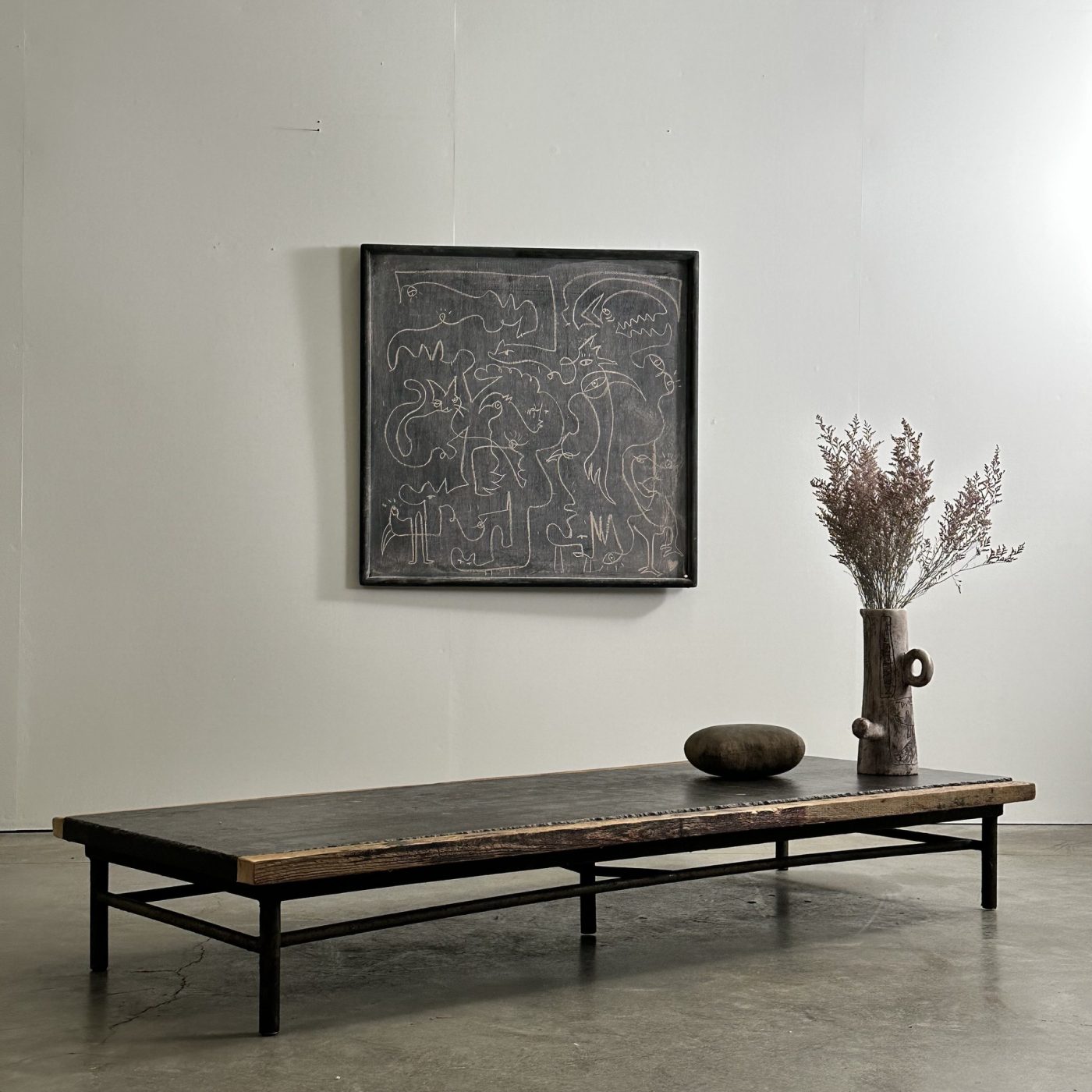 objet-vagabond-stone-lowtable0009