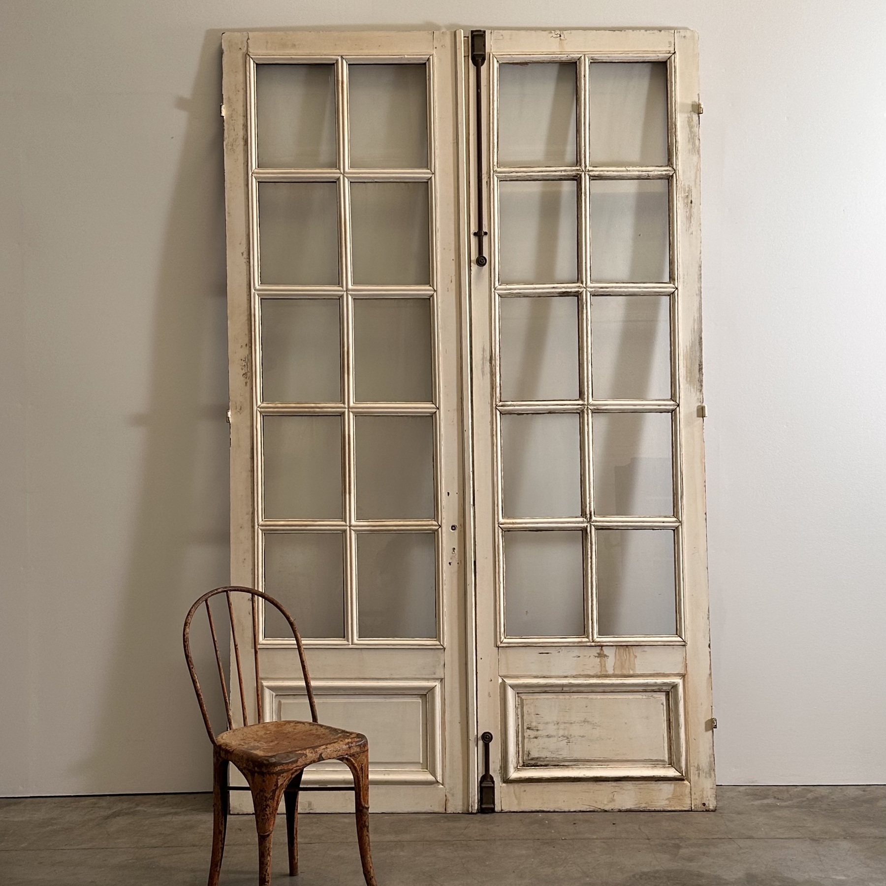 objet-vagabond-glasses-doors0003