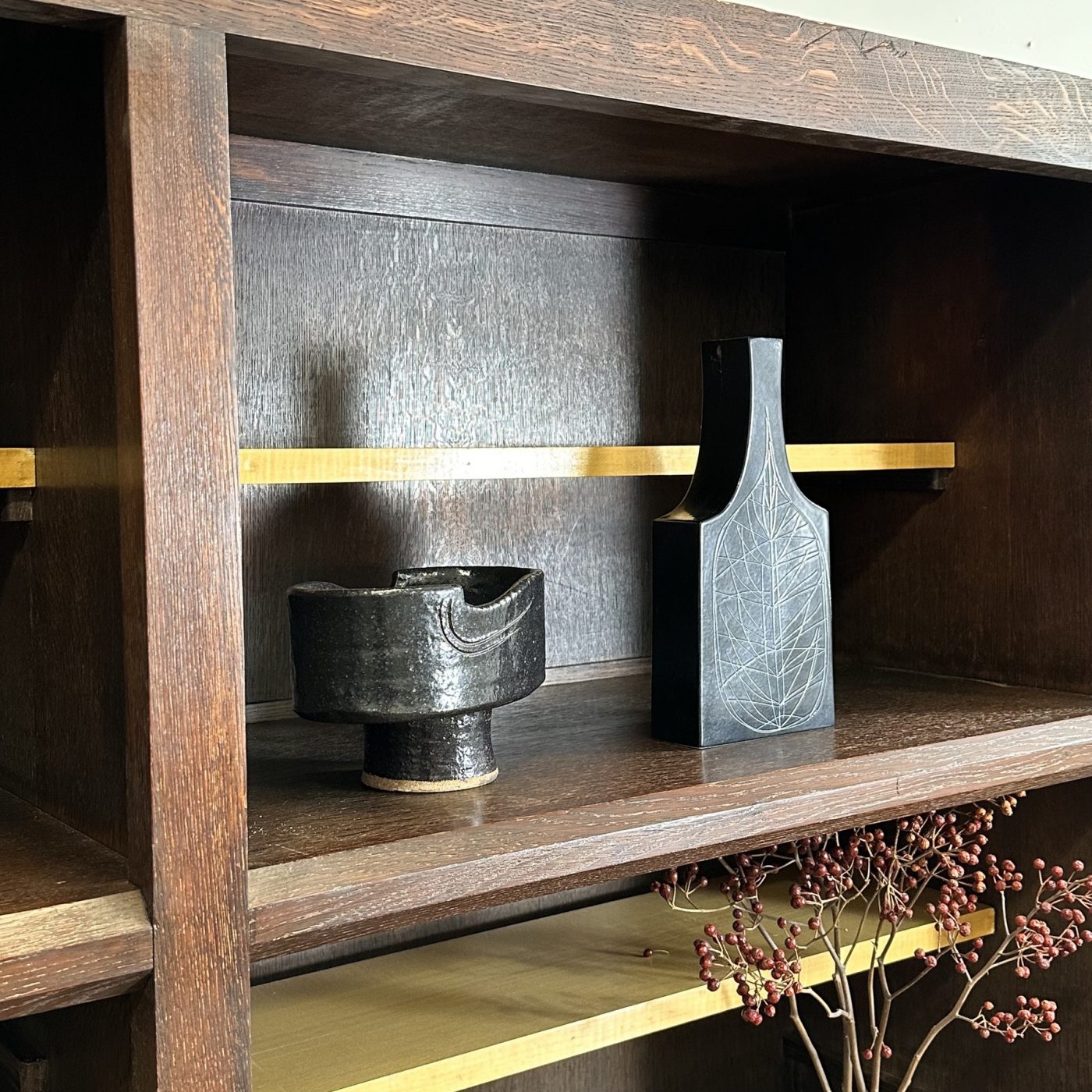 objet-vagabond-midcentury-cabinet0000