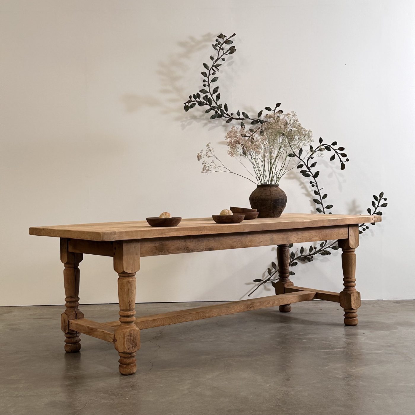 objet-vagabond-oak-table0001