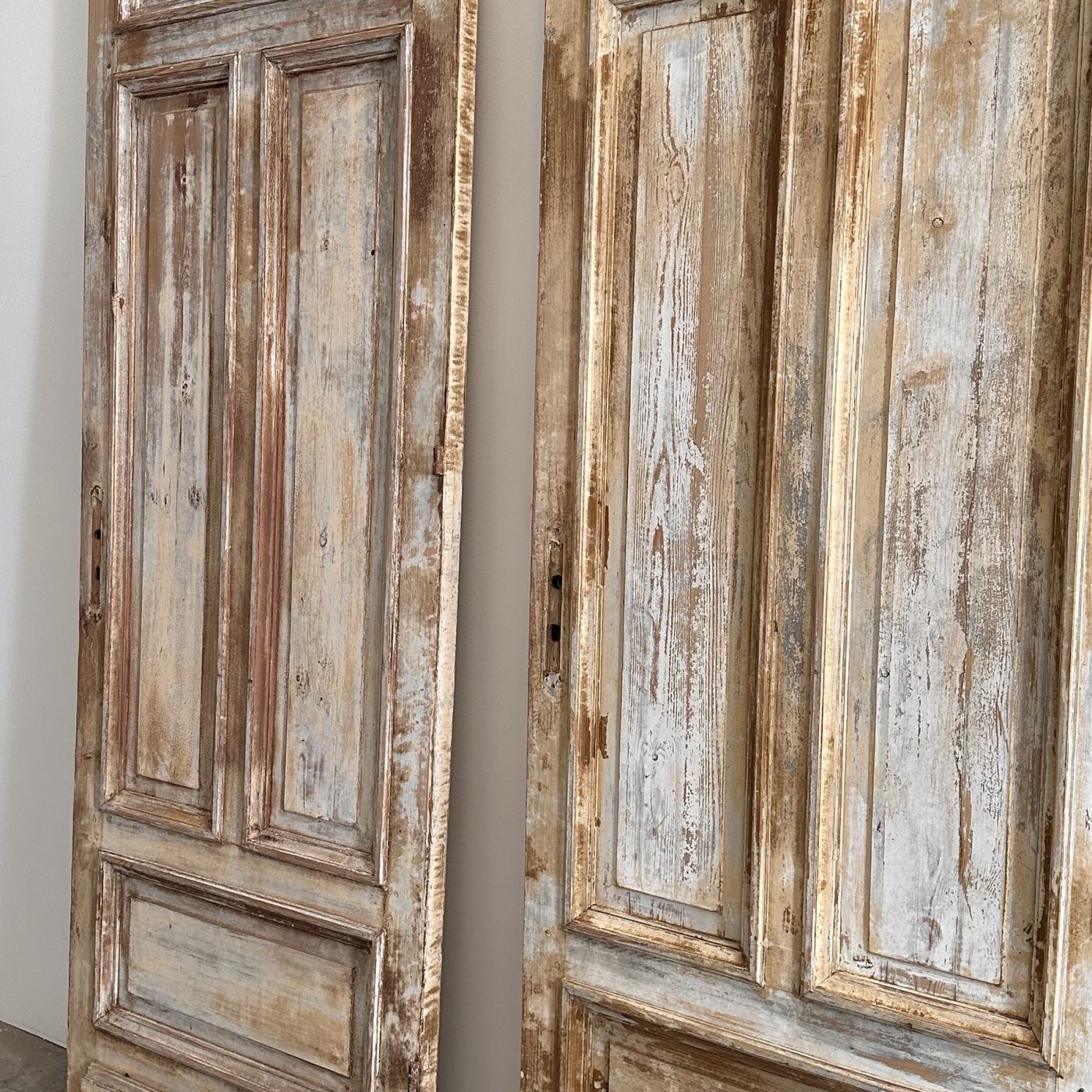 objet-vagabond-painted-doors0005