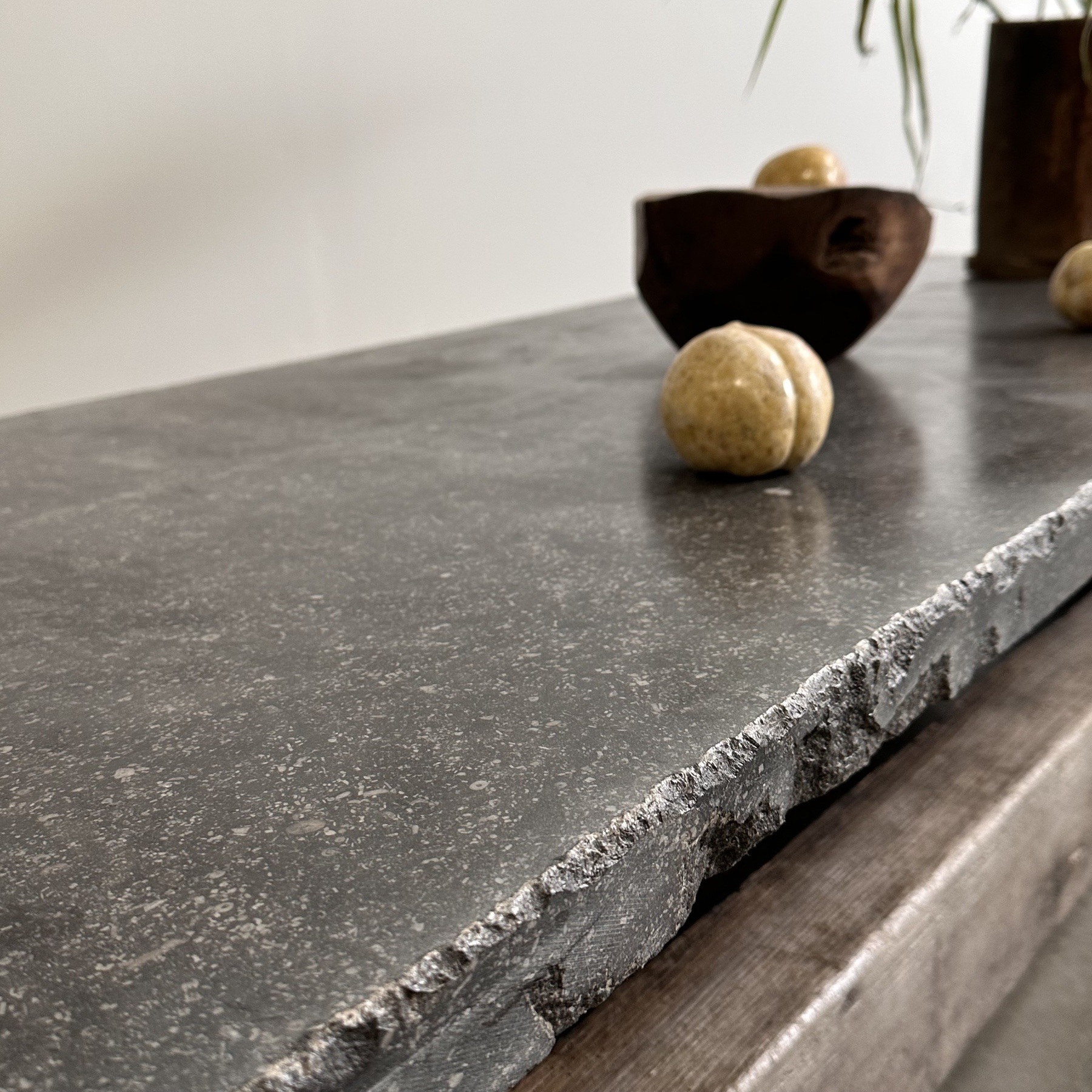 objet-vagabond-stone-coffeetable0006
