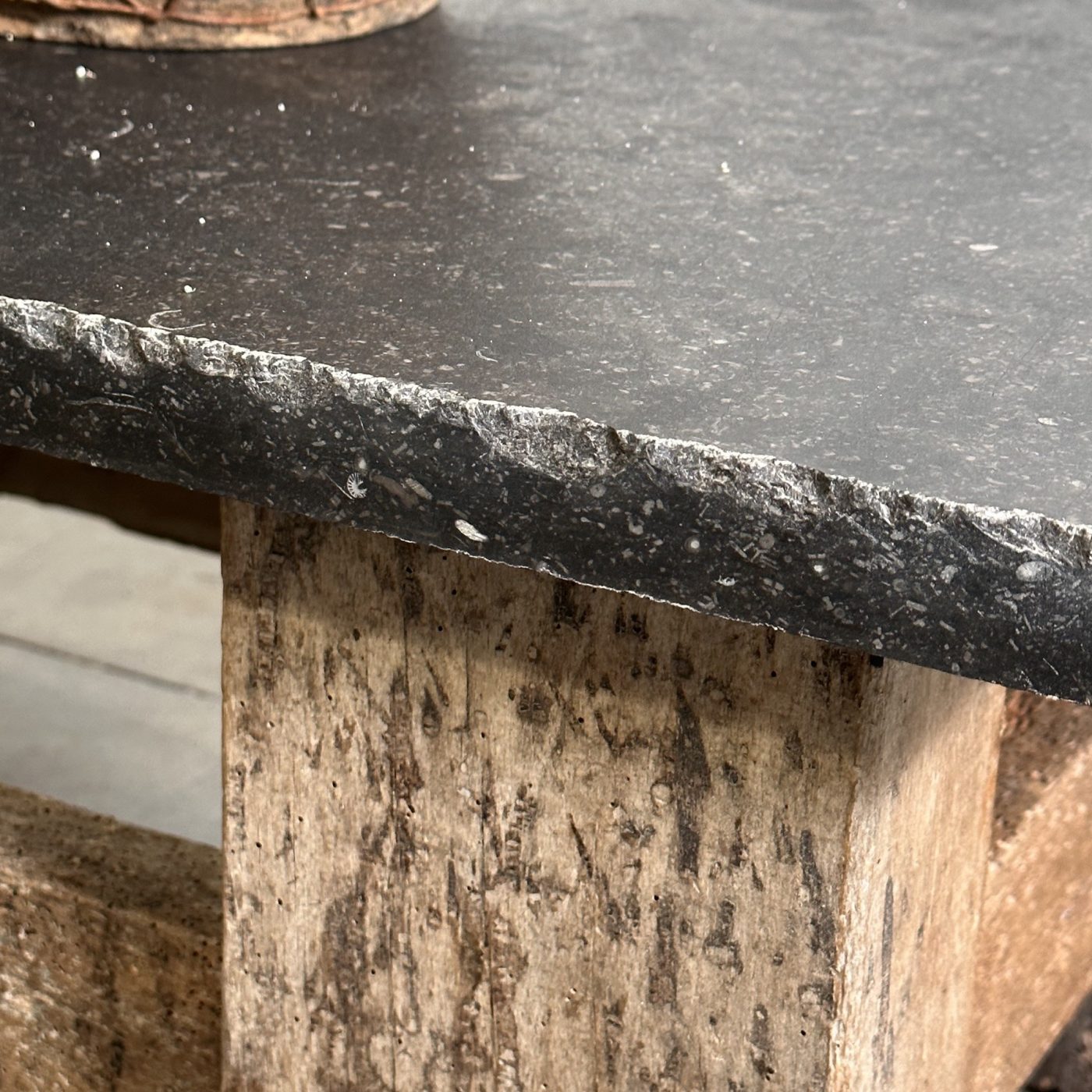 objet-vagabond-stone-rawtable0003