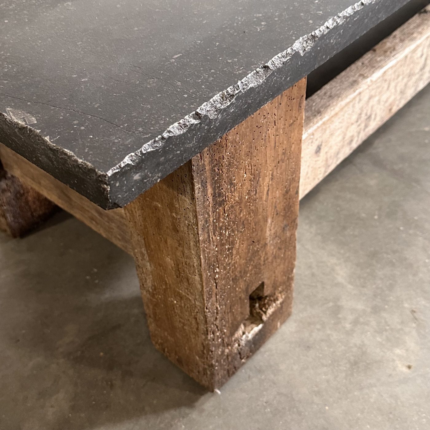 objet-vagabond-stone-rawtable0006