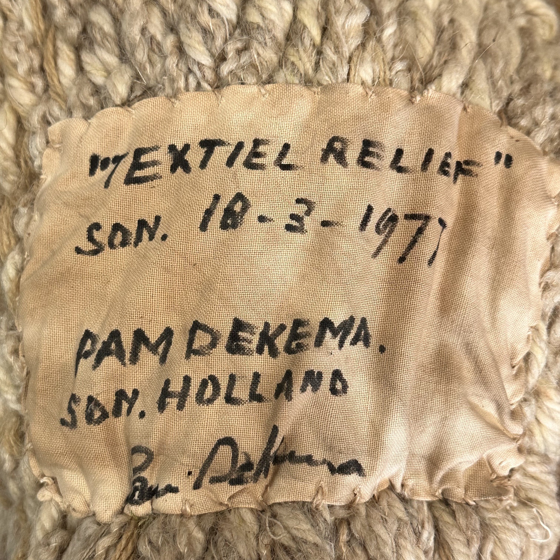 objet-vagabond-wool-tapestry0005