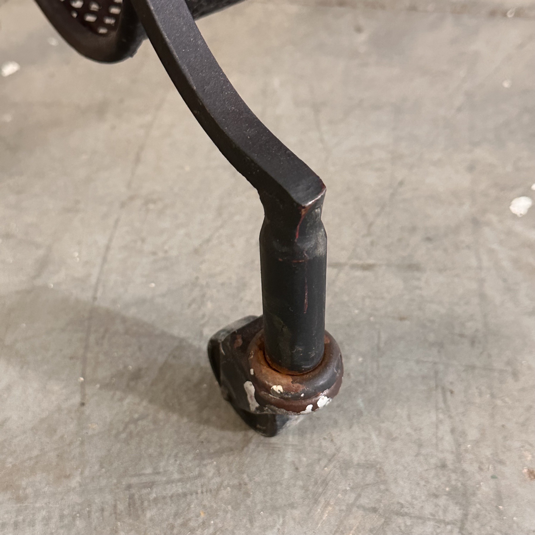 objet-vagabondl-mategot-trolley0001