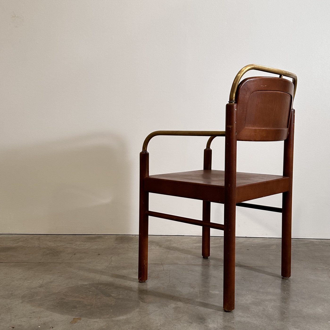 objet-vagabond-bistrot-armchairs0000