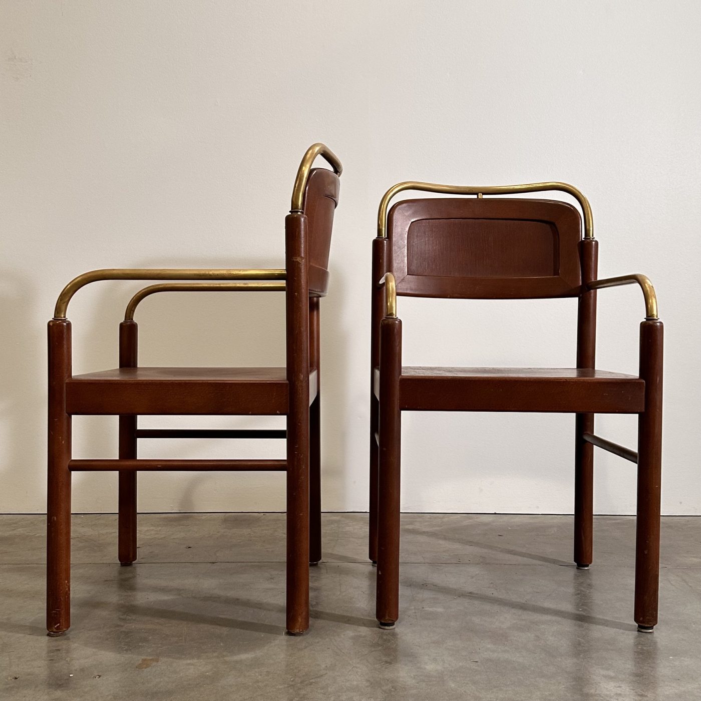 objet-vagabond-bistrot-armchairs0001
