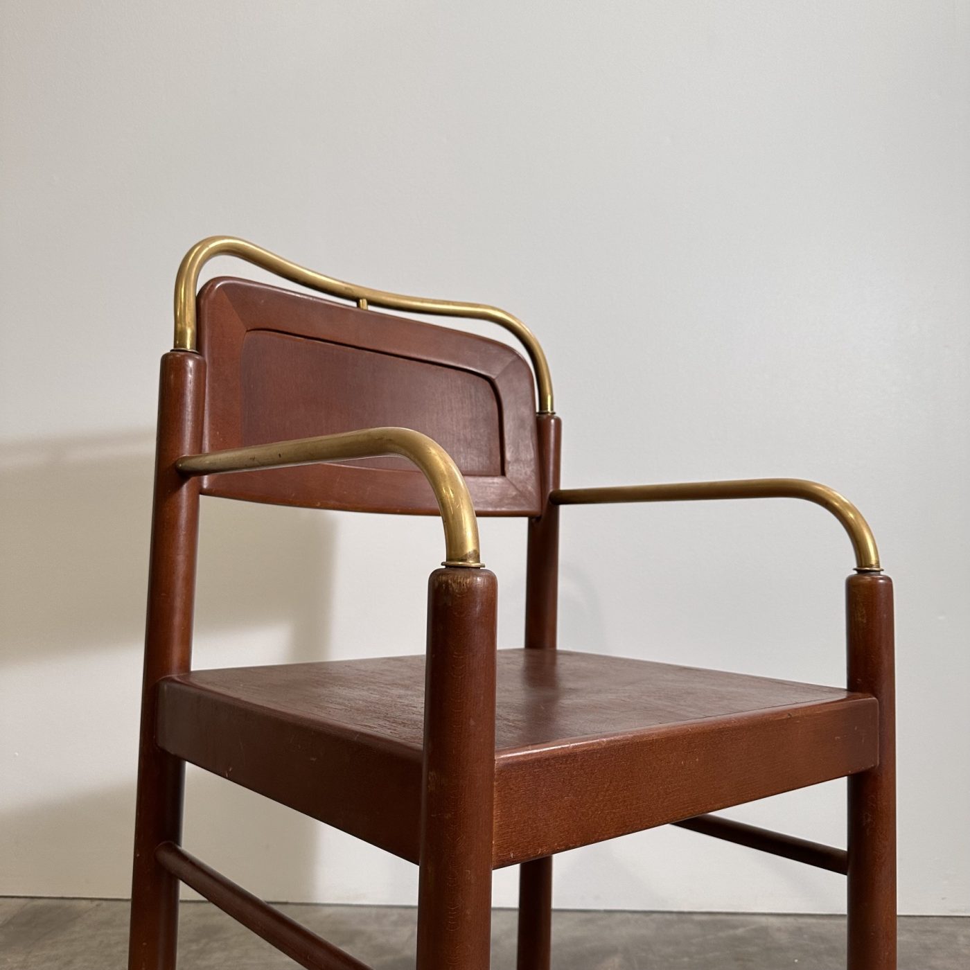 objet-vagabond-bistrot-armchairs0007