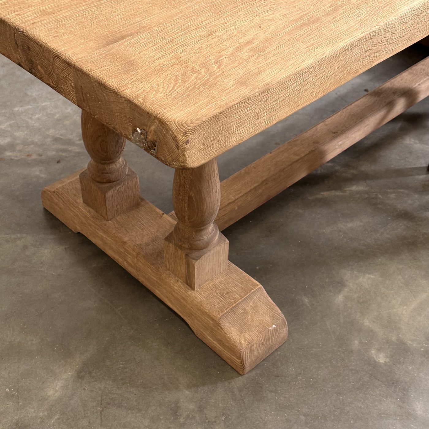 objet-vagabond-bleached-table0002