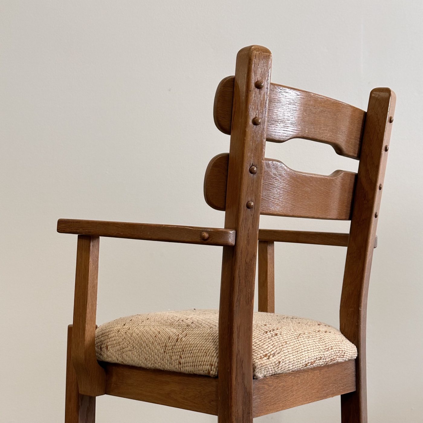 objet-vagabond-brutalist-armchairs0007