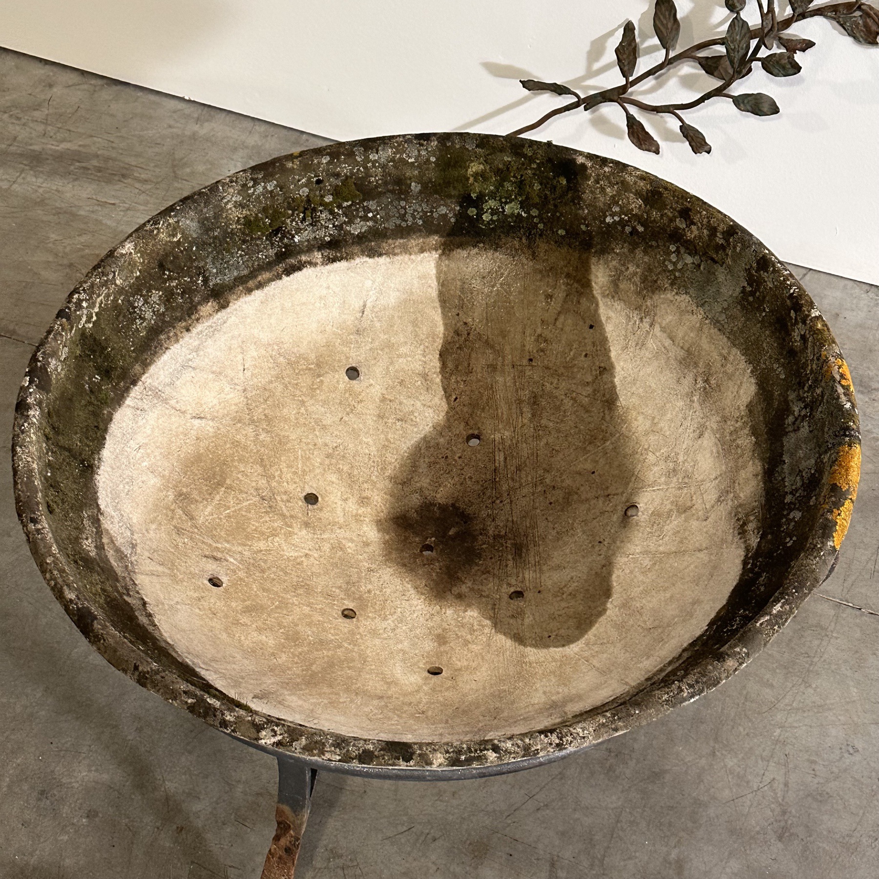objet-vagabond-concrete-planter0002