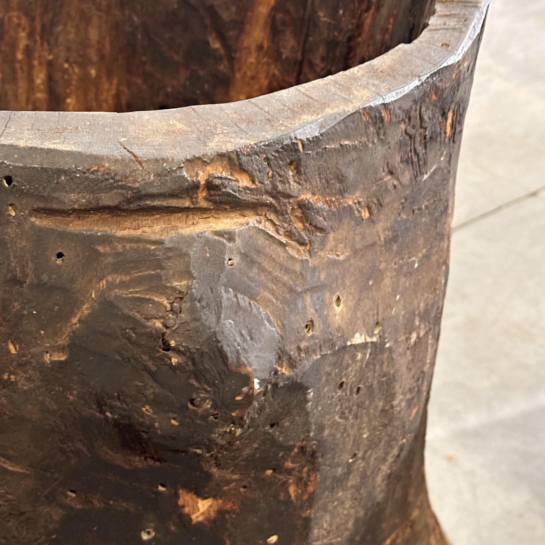 objet-vagabond-primitive-dark-bins0000