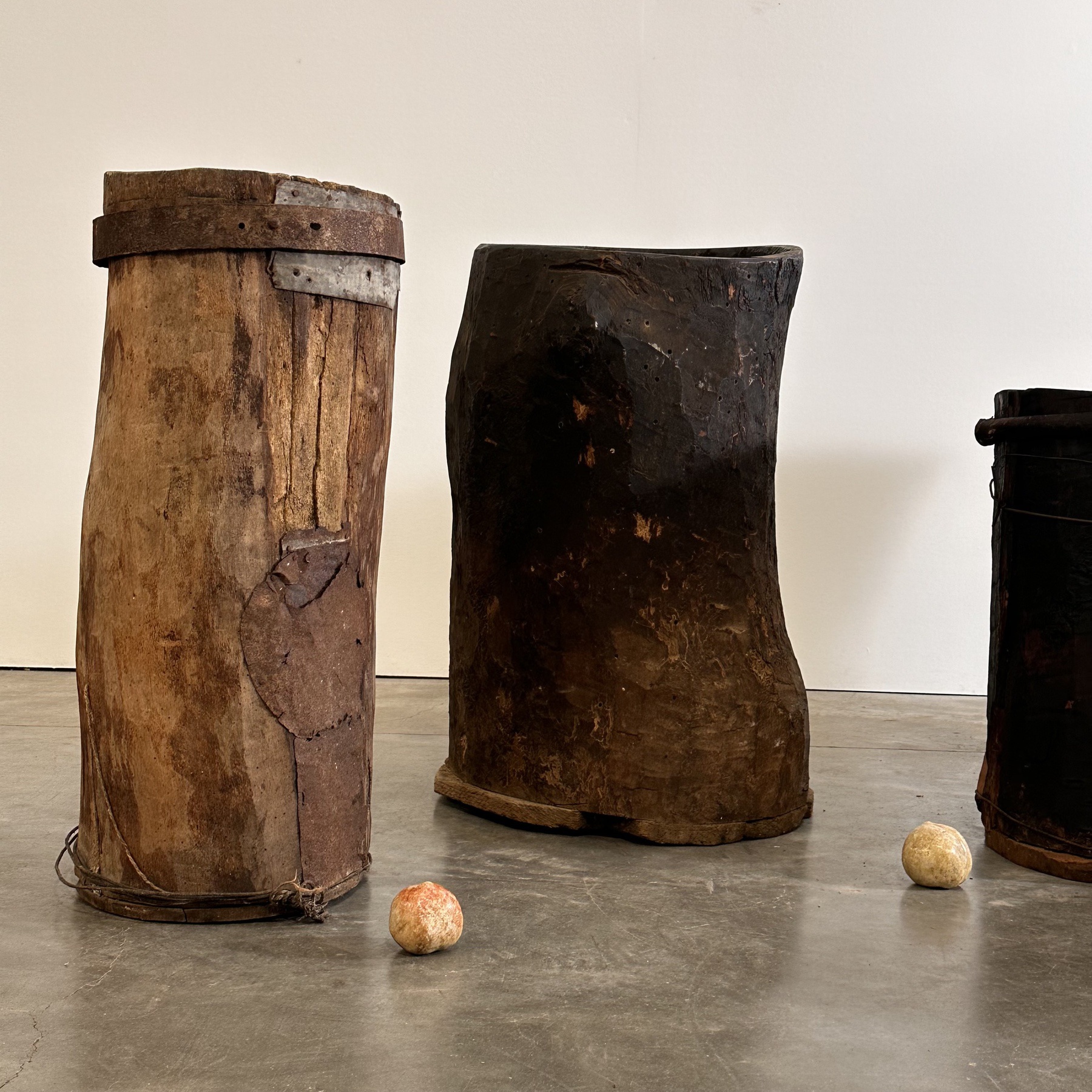 objet-vagabond-primitive-dark-bins0003