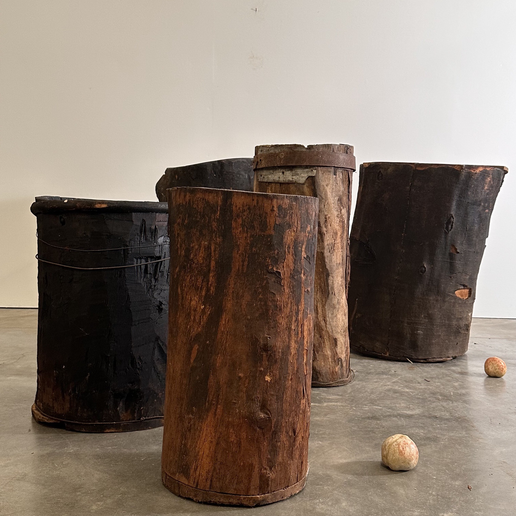 objet-vagabond-primitive-dark-bins0007