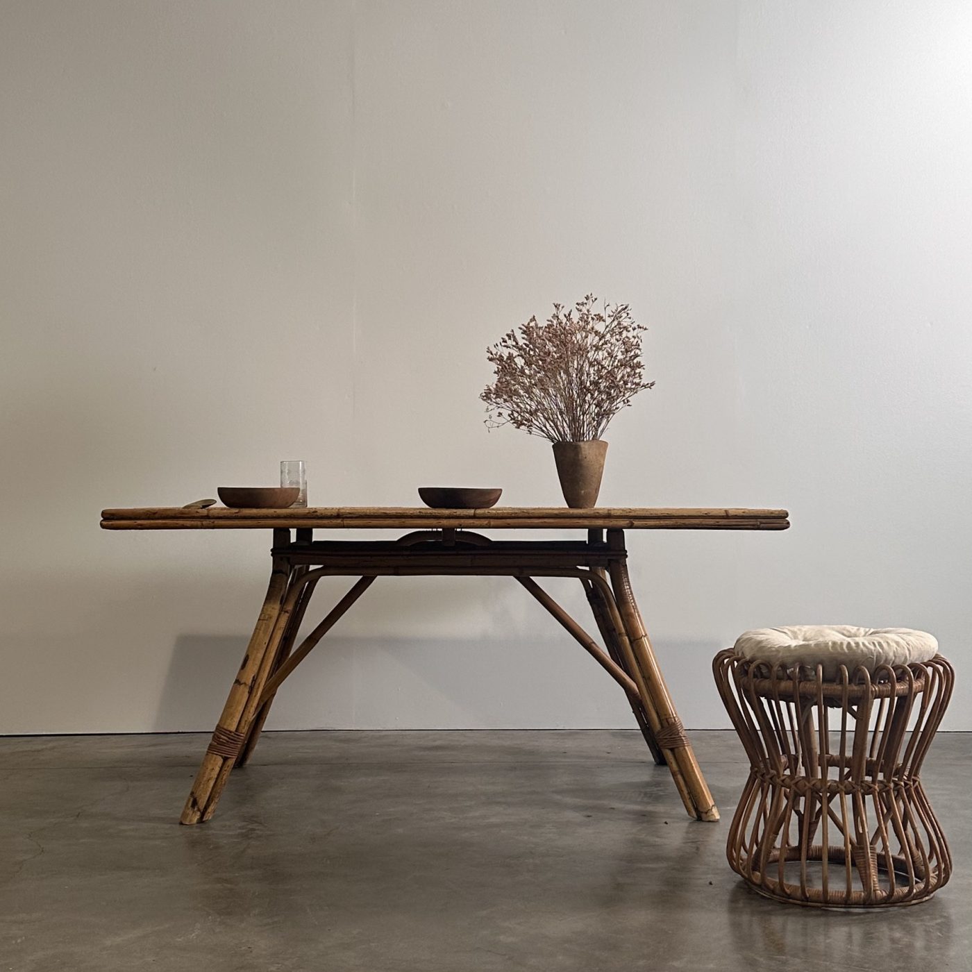 objet-vagabond-rattan-table0005