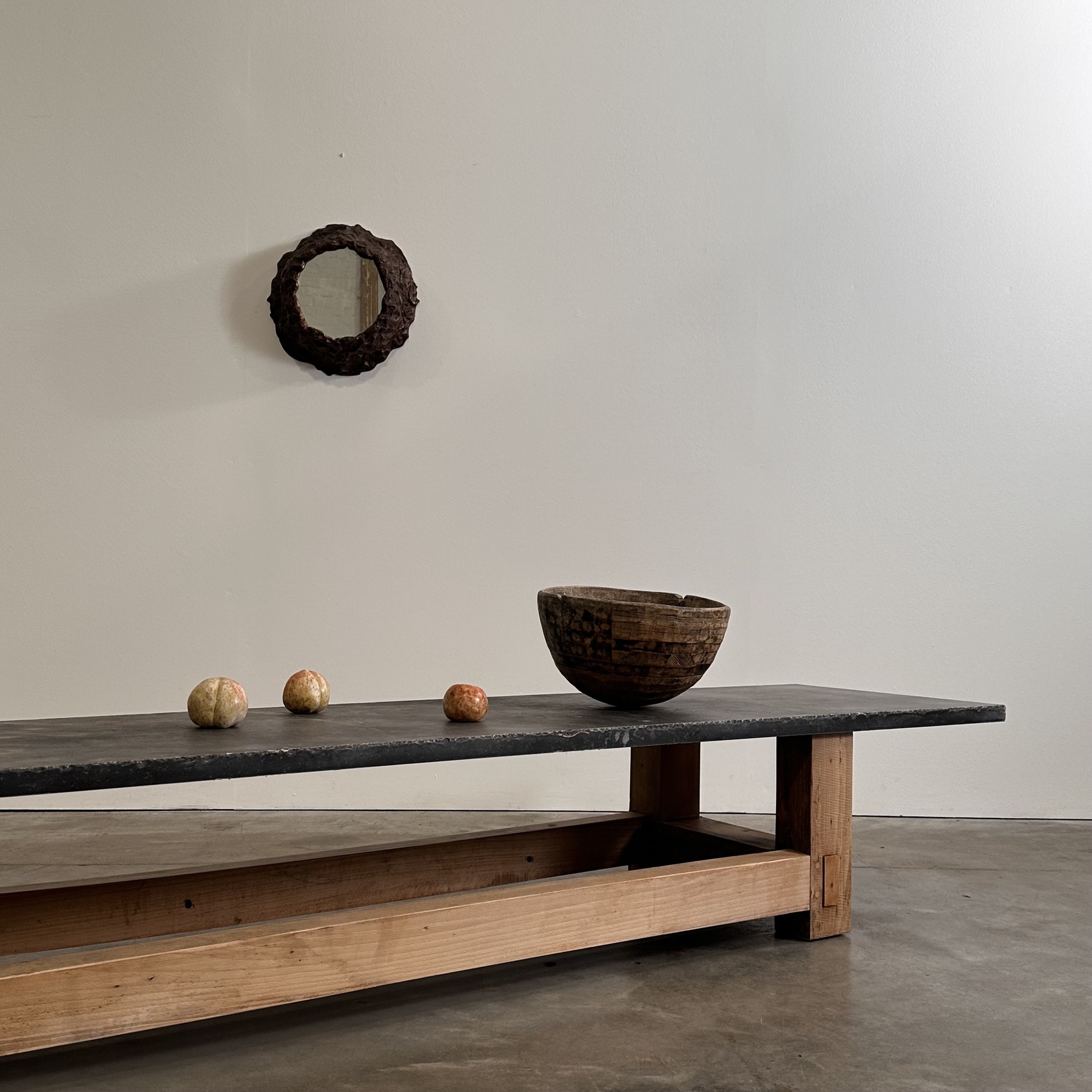 objet-vagabond-stone-coffeetable0003