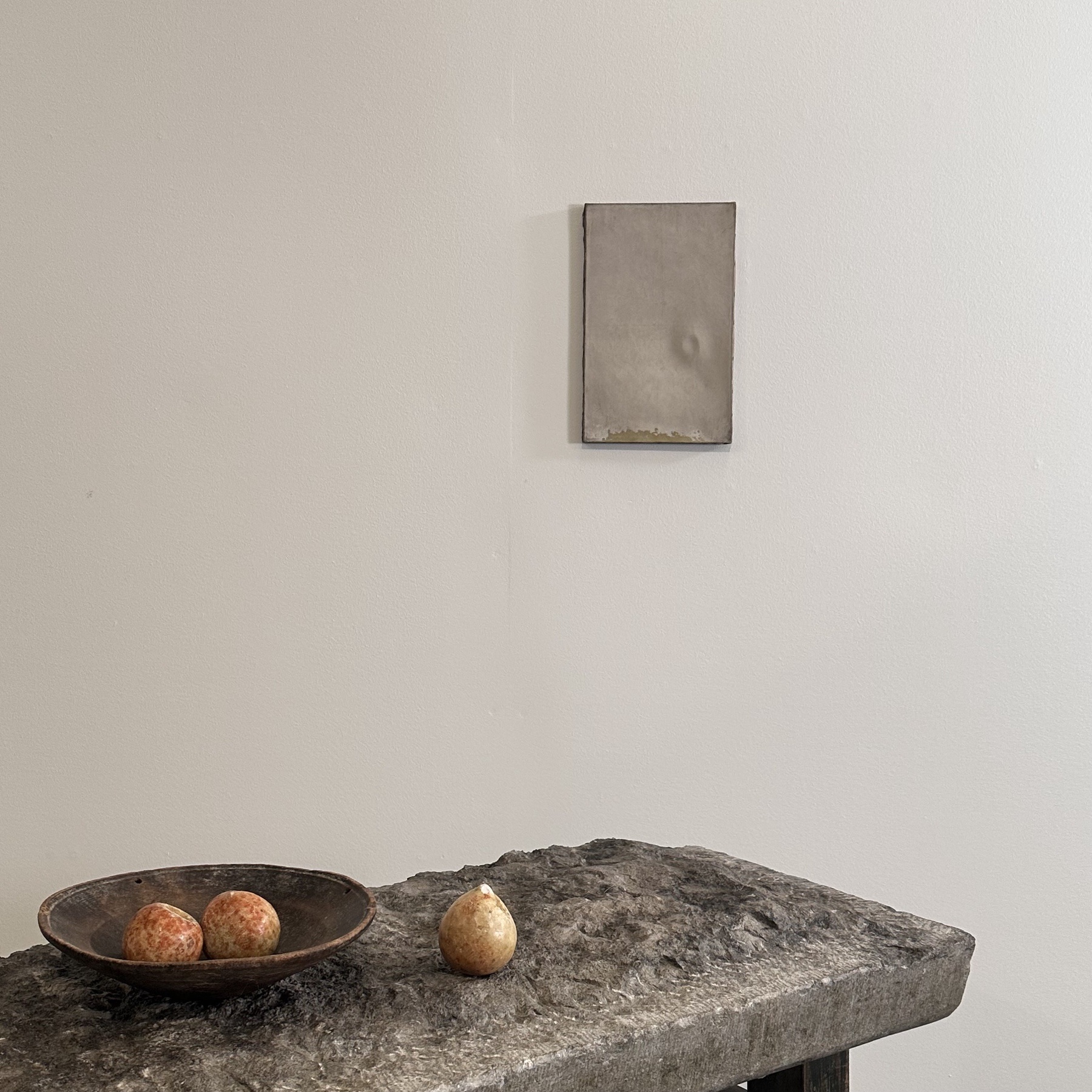 objet-vagabond-stone-console0000