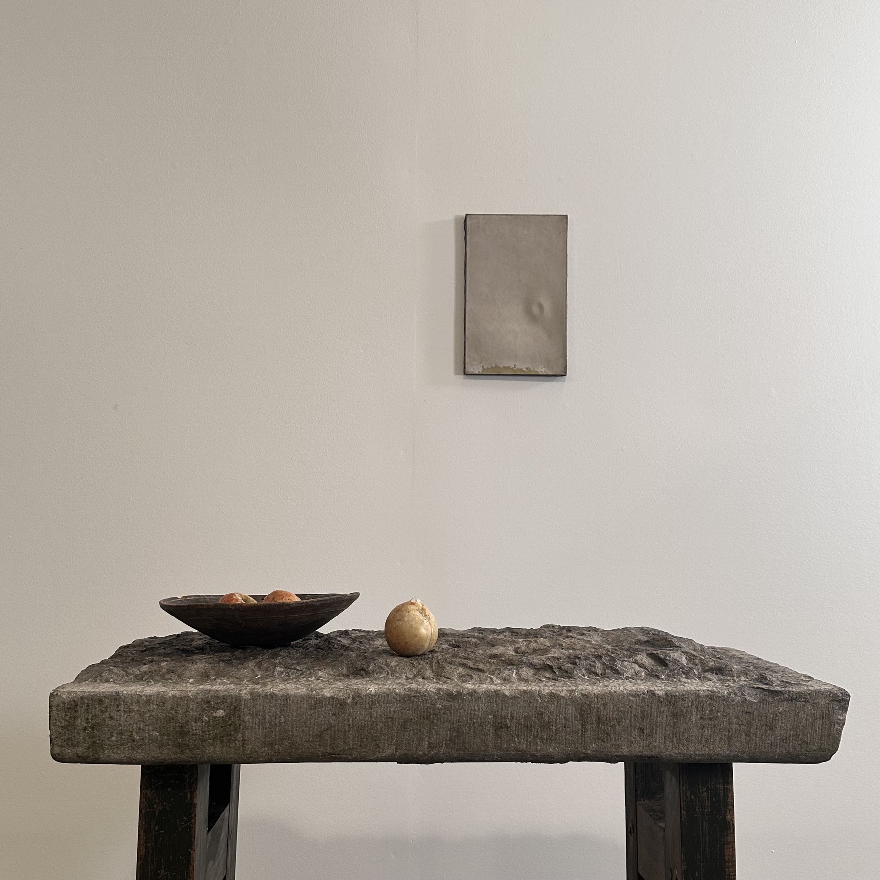 objet-vagabond-stone-console0005