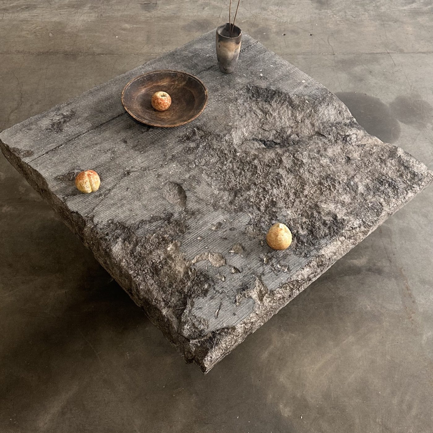 objet-vagabond-stone-rawtable0009