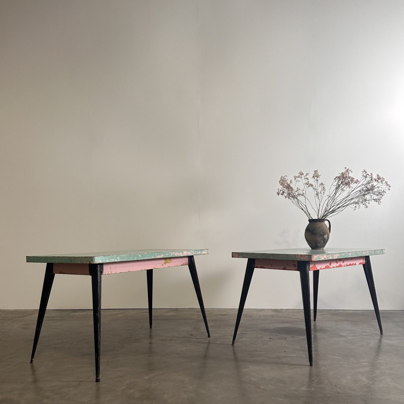 objet-vagabond-tolix-tables0001