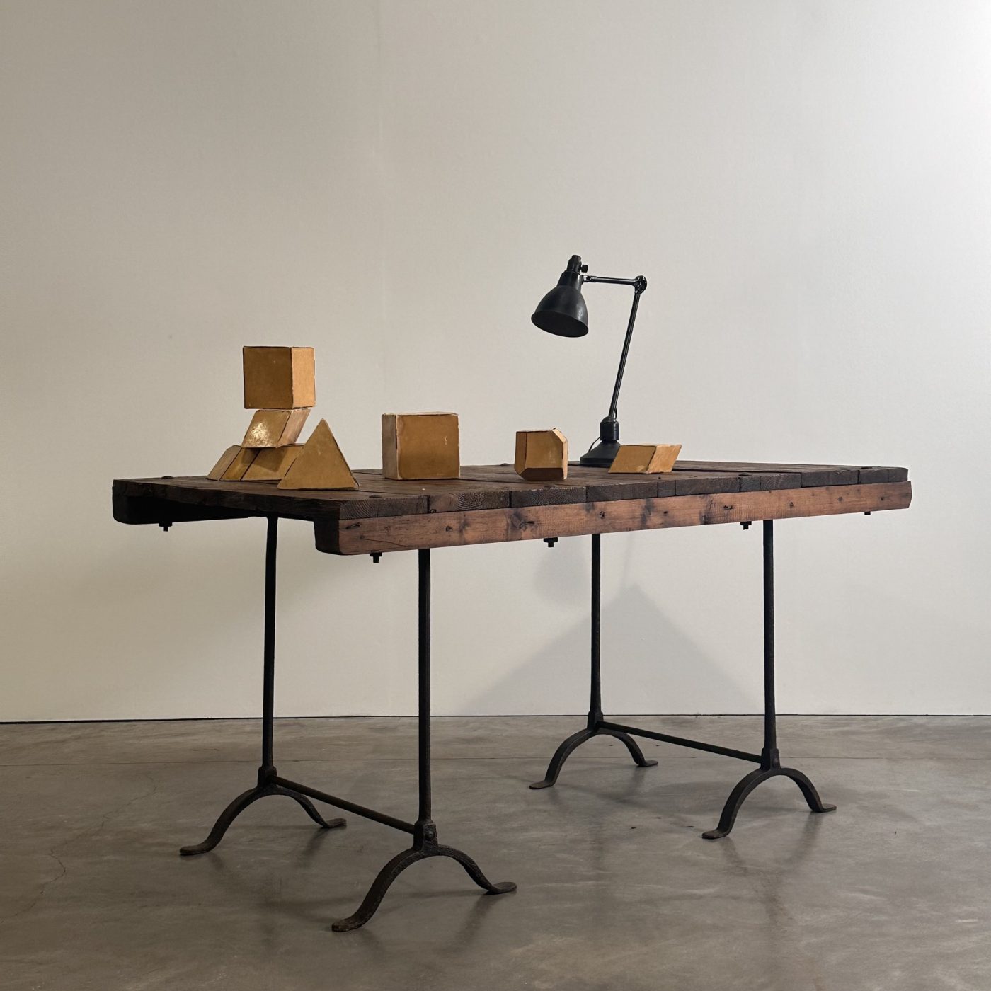 objet-vagabond-trestle-table0003