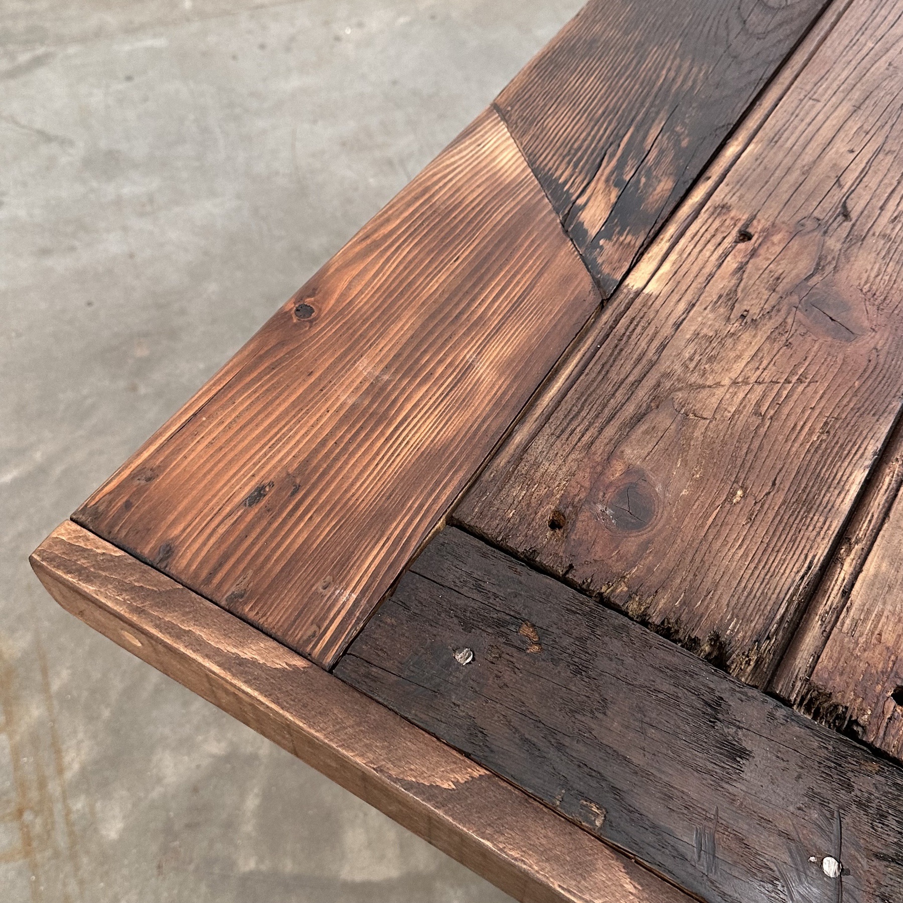 objet-vagabond-trestle-table0006