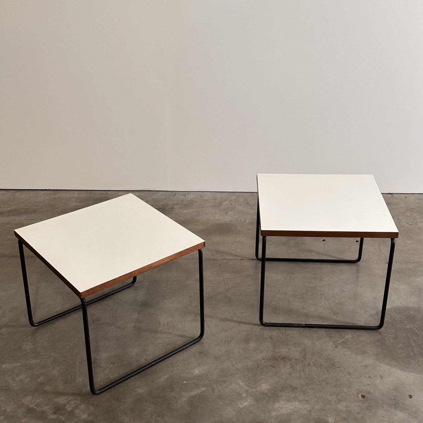 objet-vagabond-guariche-sidetables0002