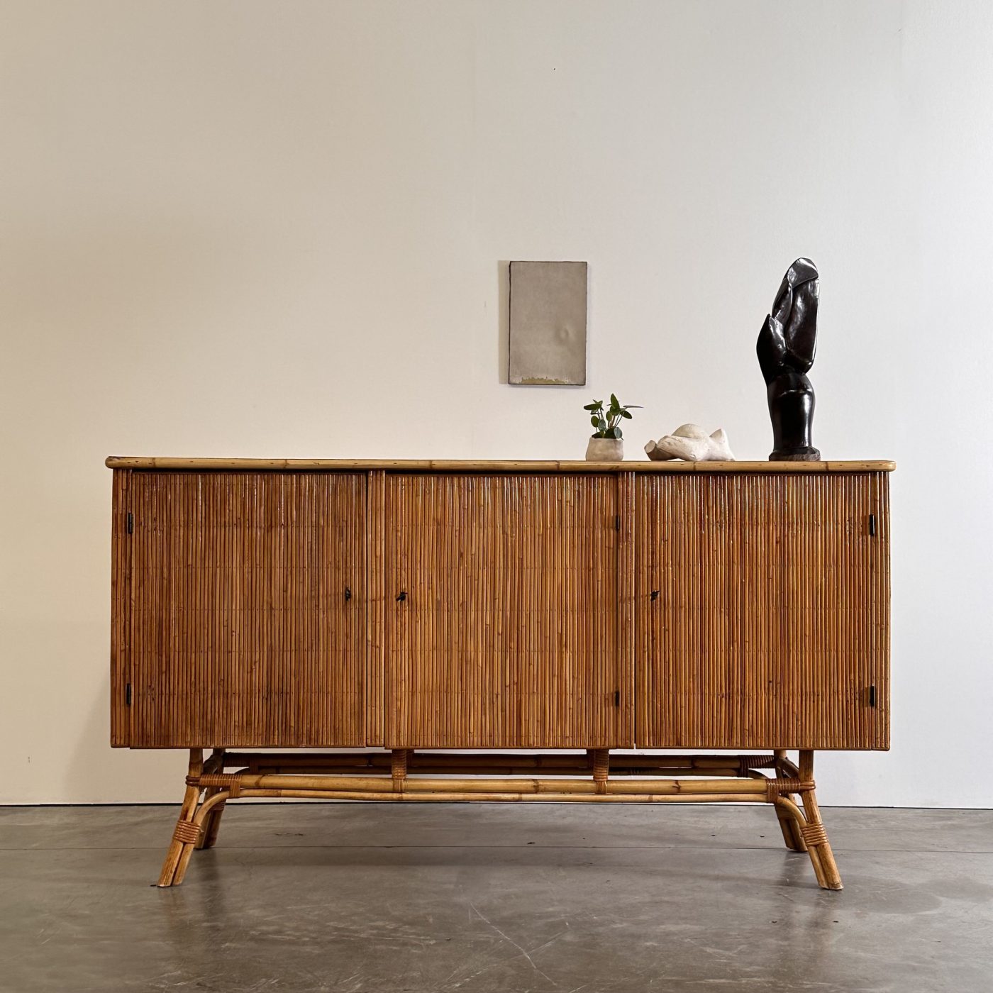 objet-vagabond-rattan-sideboard0000