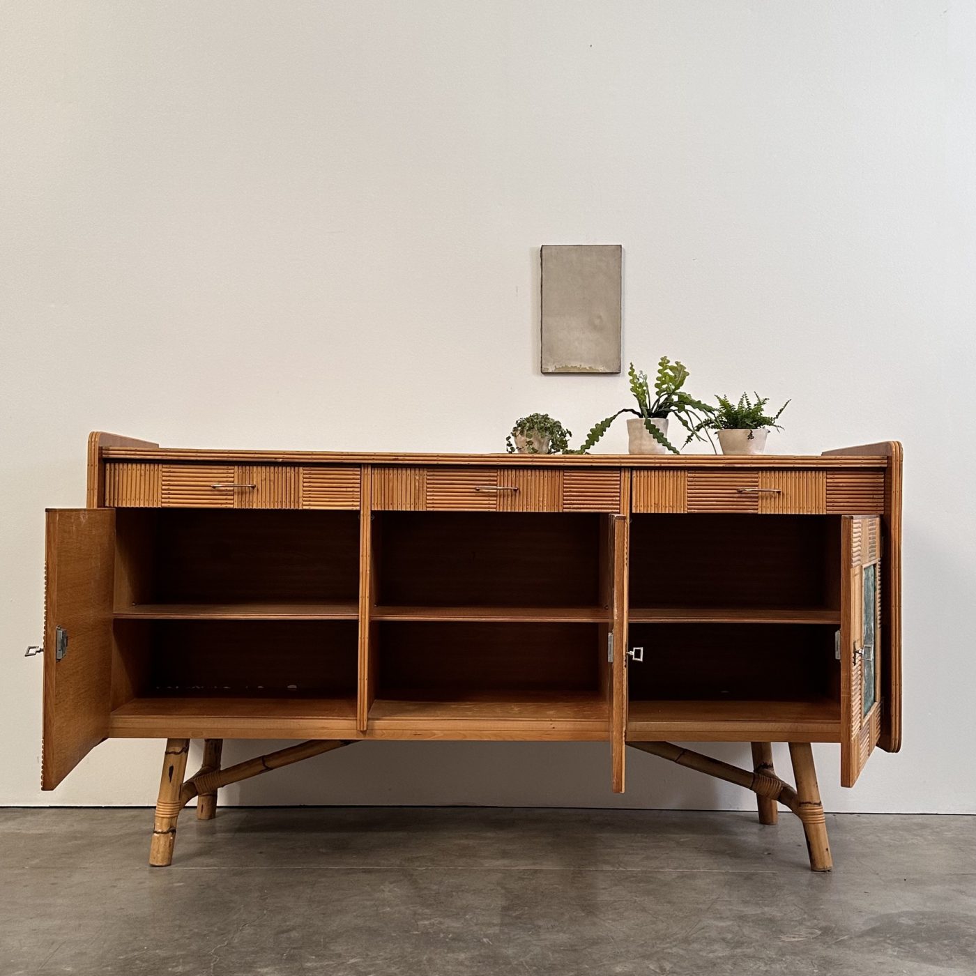 objet-vagabond-rattan-sideboard0003