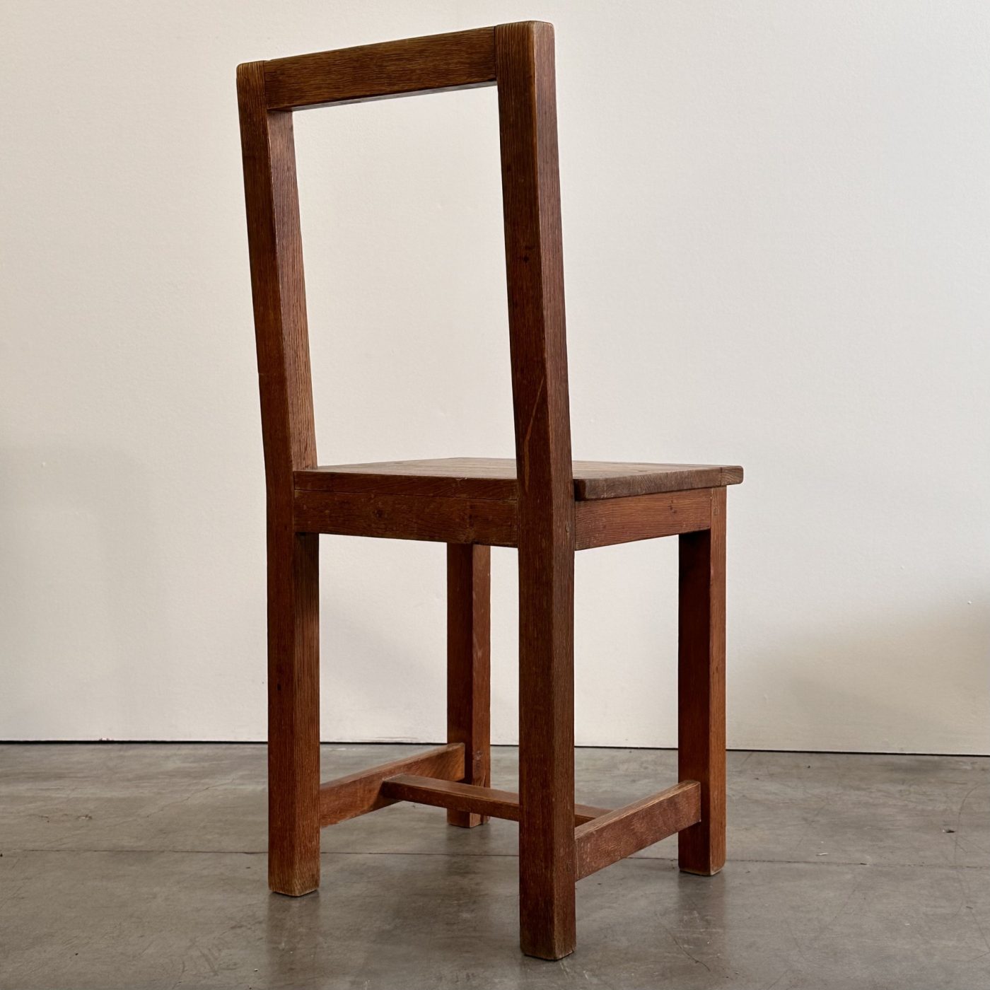 objet-vagabond-simple-chairs0001