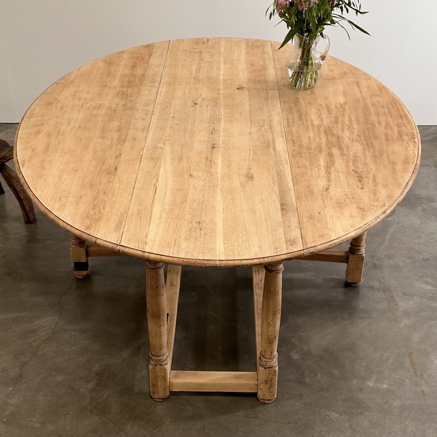 objet-vagabond-gateleg-table0001