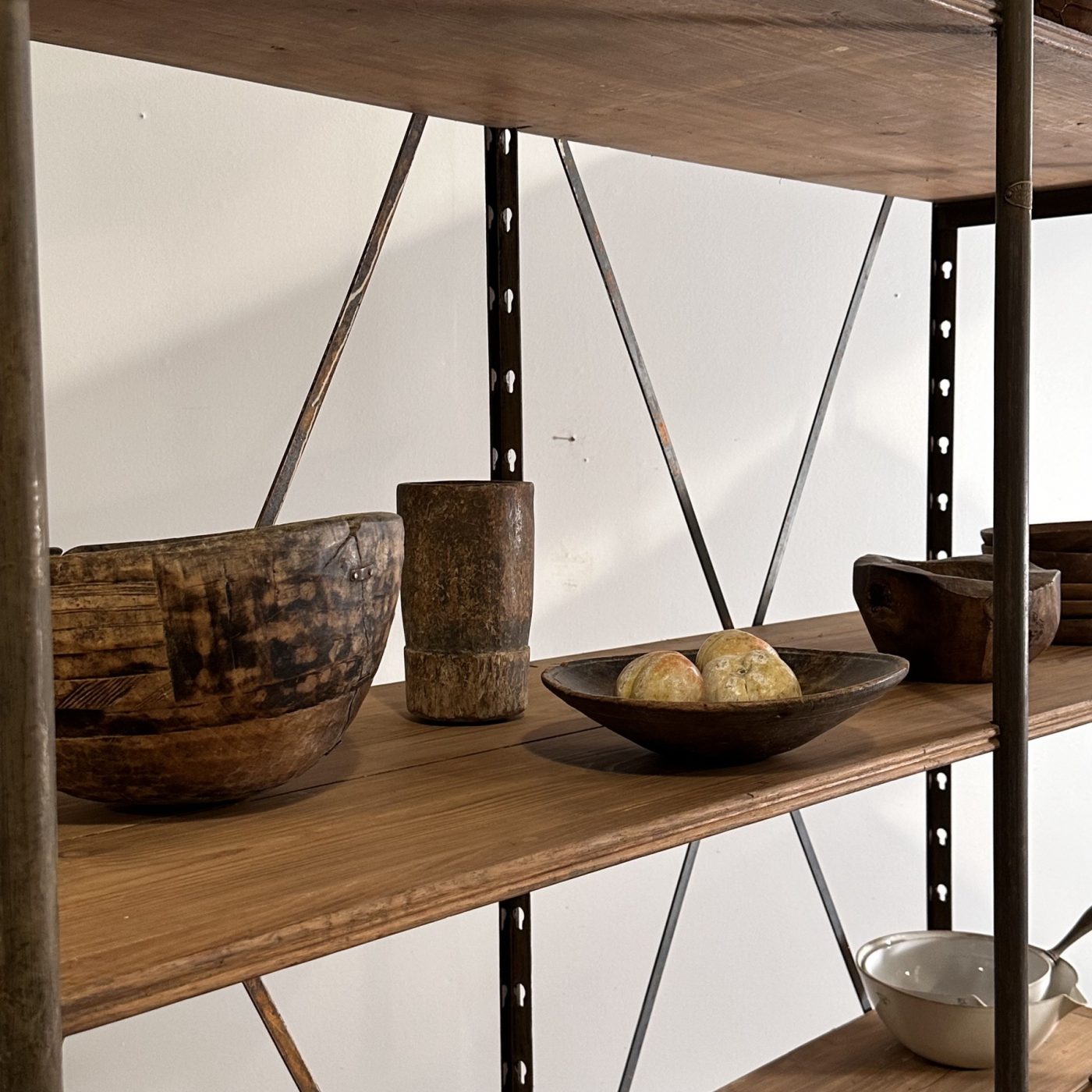 objet-vagabond-industrial-shelve0000