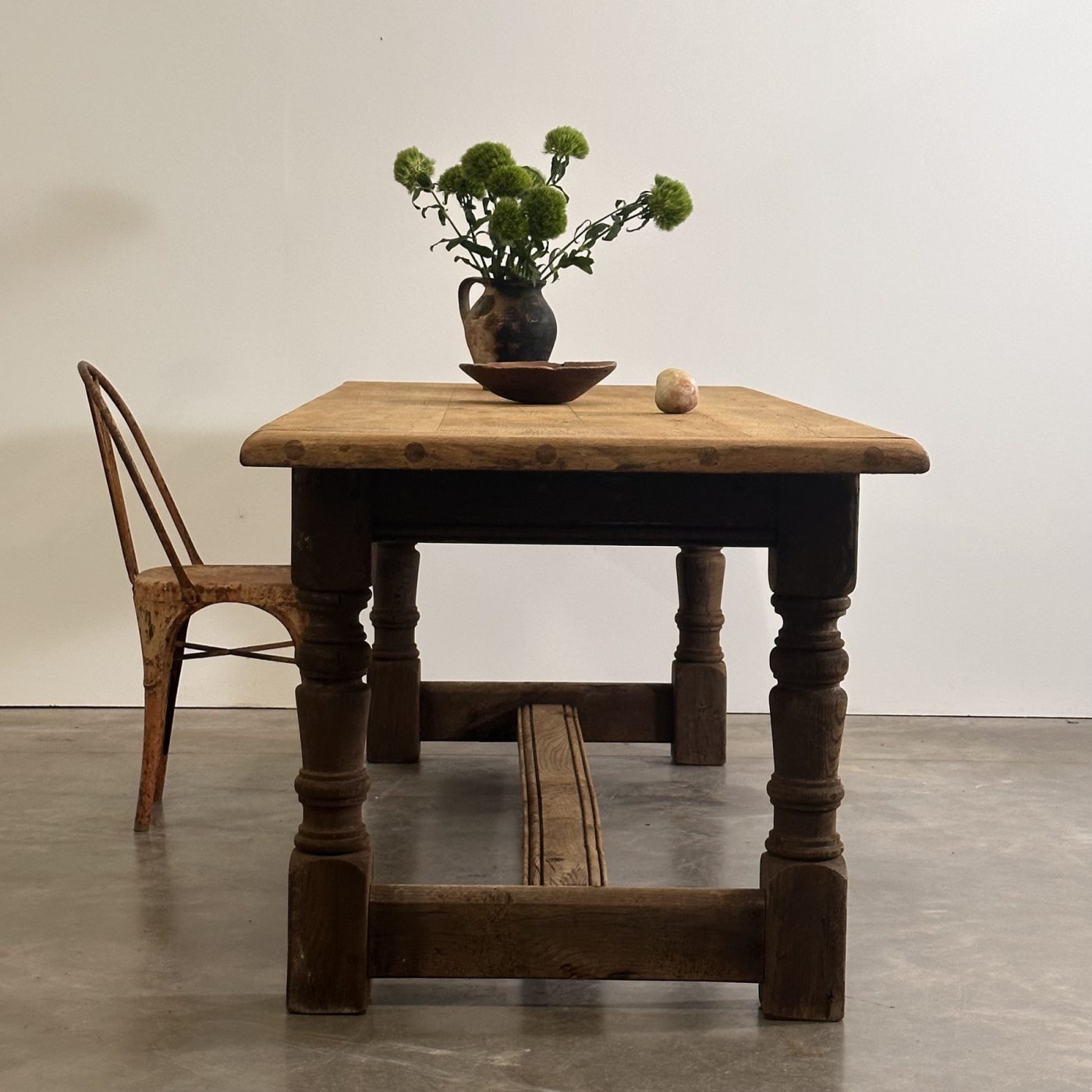 objet-vagabond-oak-table0001