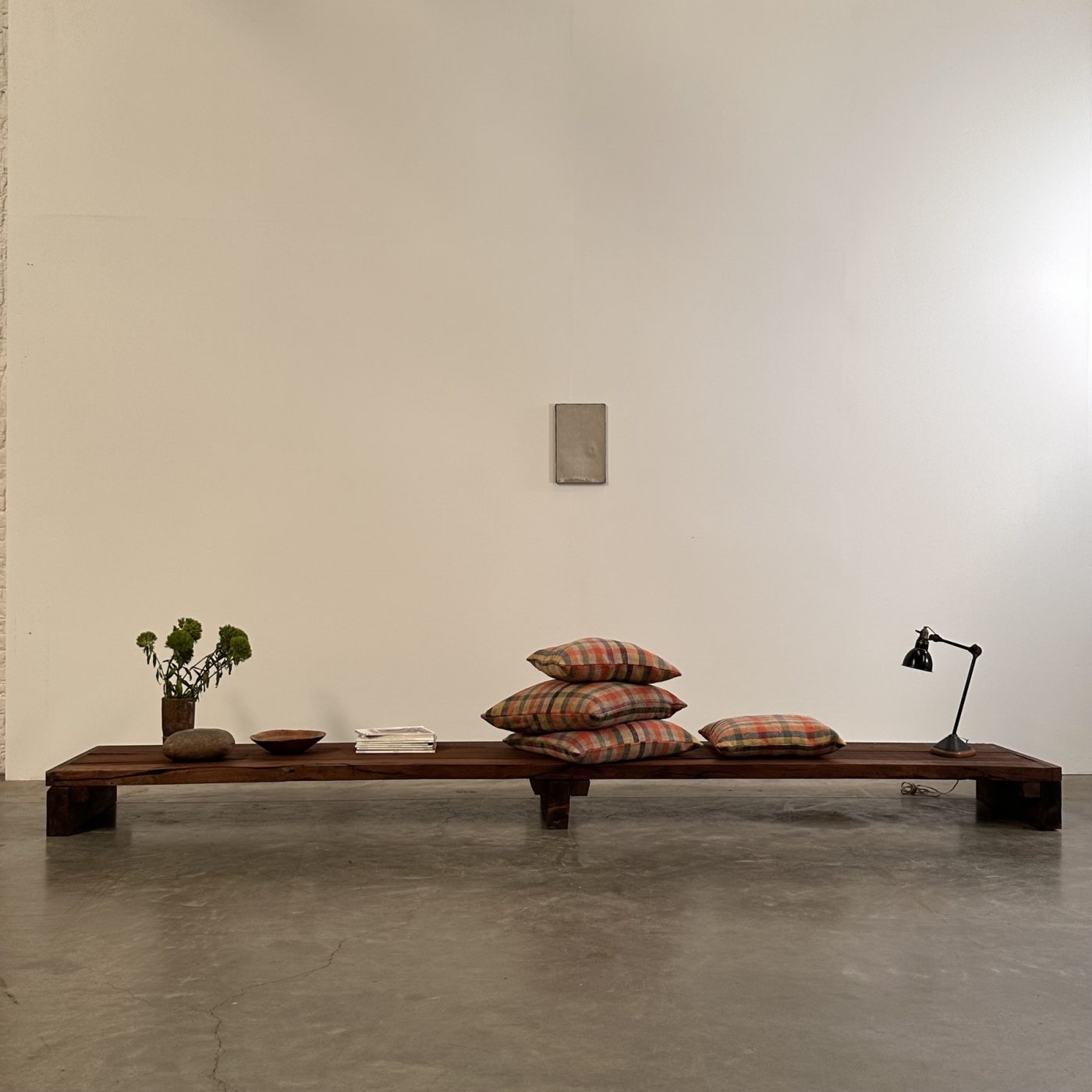 objet-vagabond-large-bench0003
