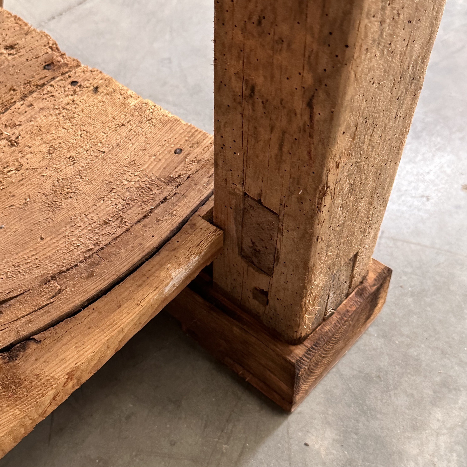 objet-vagabond-carpenter-workbench0007