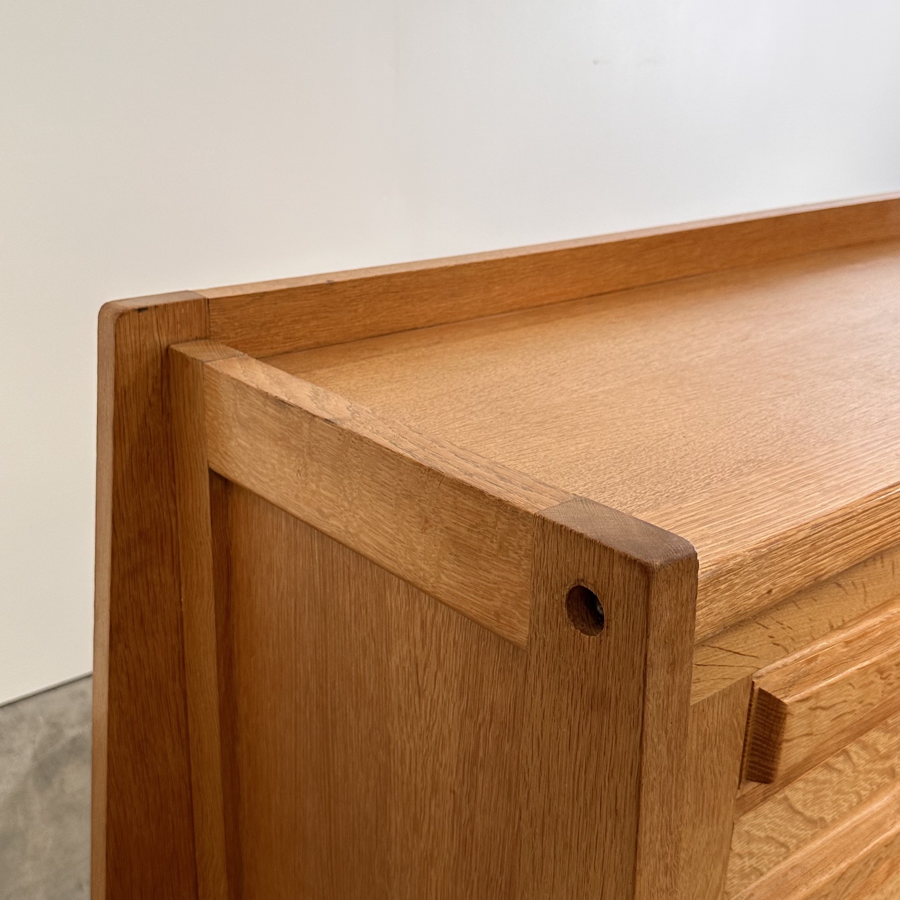 objet-vagabond-guillerme-sideboard0000
