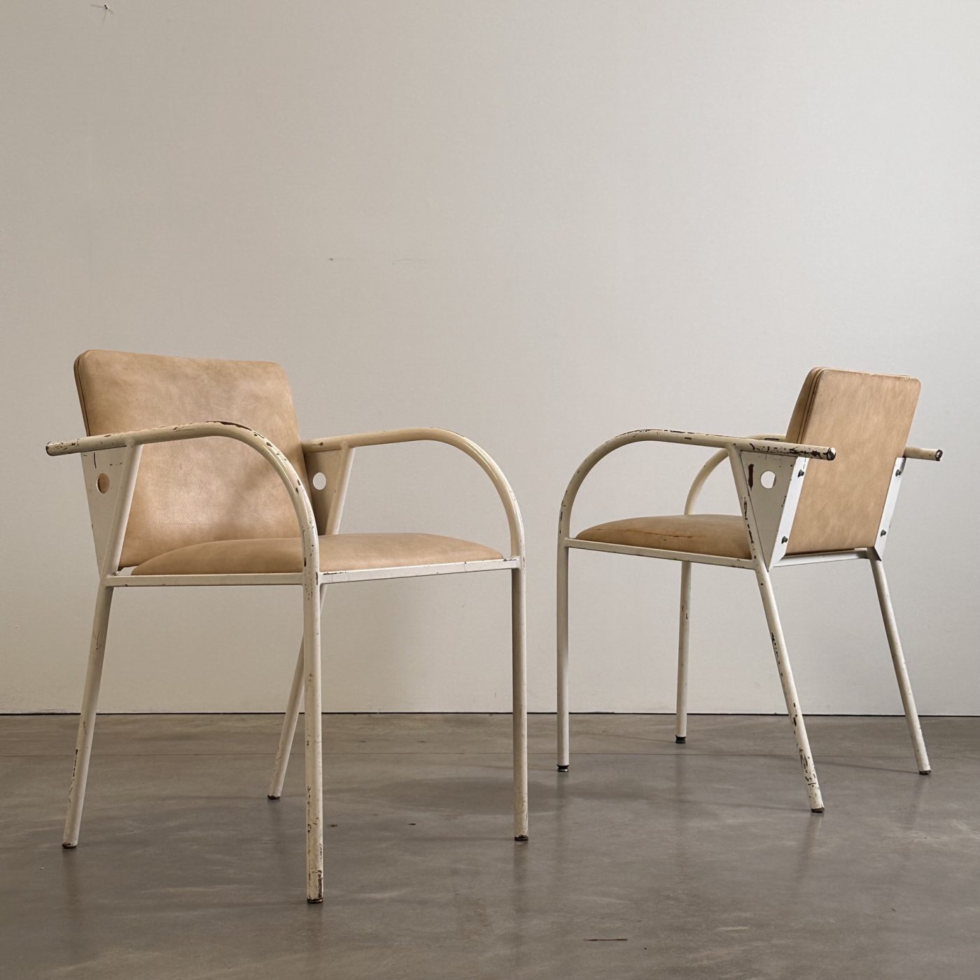 objet-vagabond-metal-armchairs0003