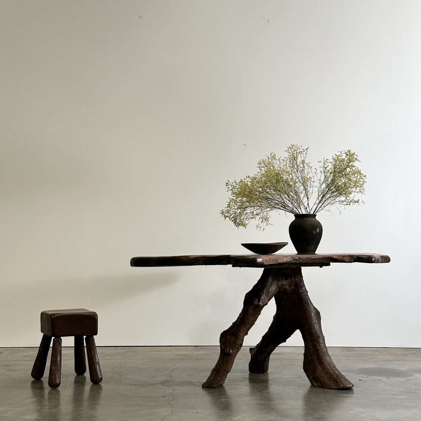 objet-vagabond-olive-table0000