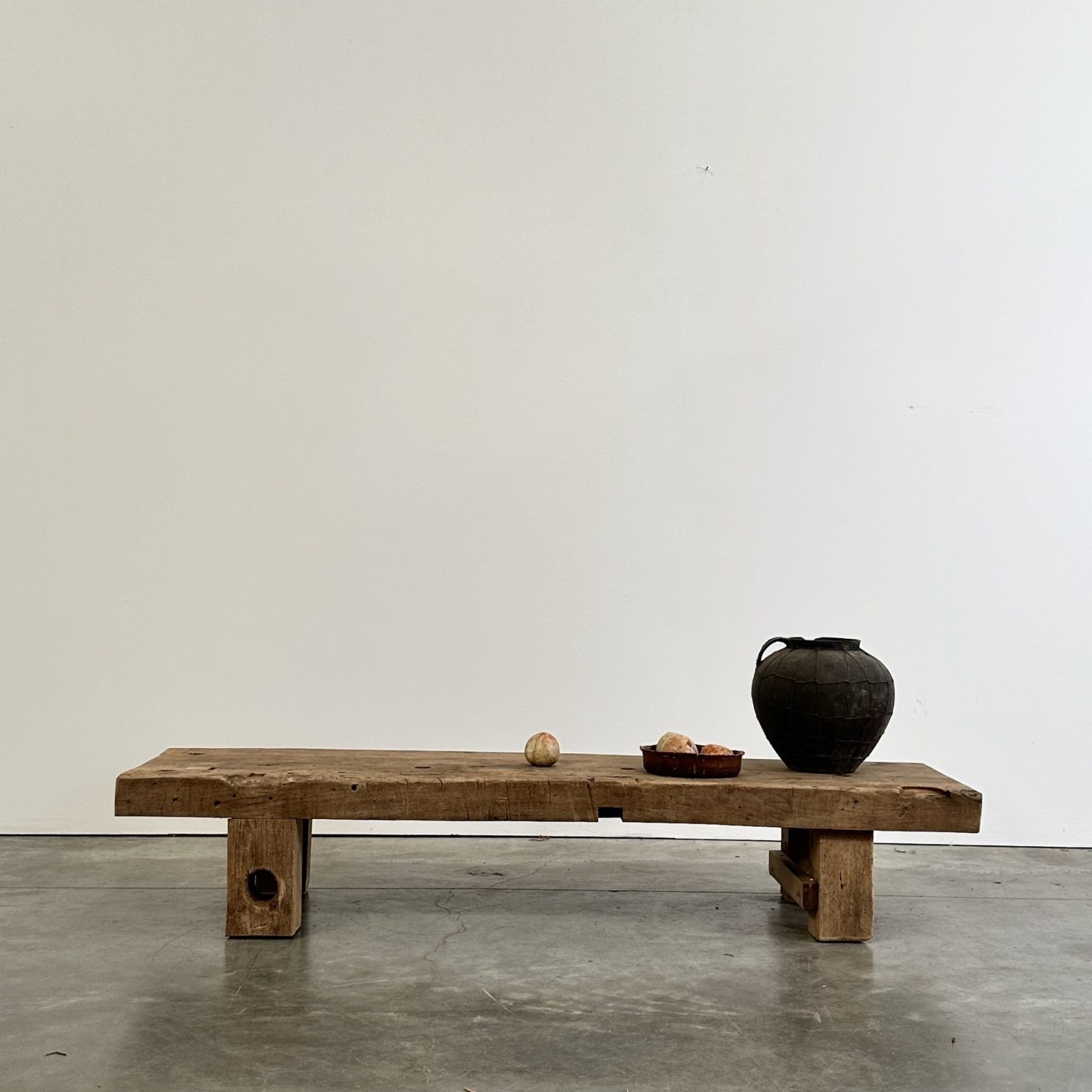 objet-vagabond-primitive-coffeetable0003