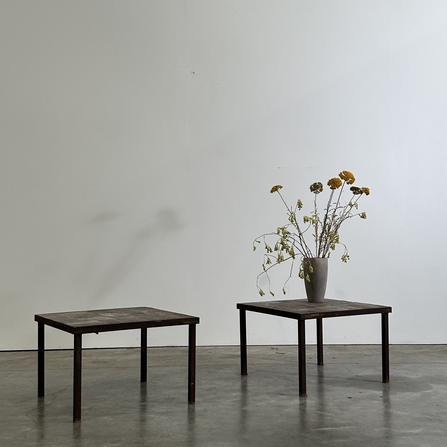 objet-vagabond-slate-sidetables0005